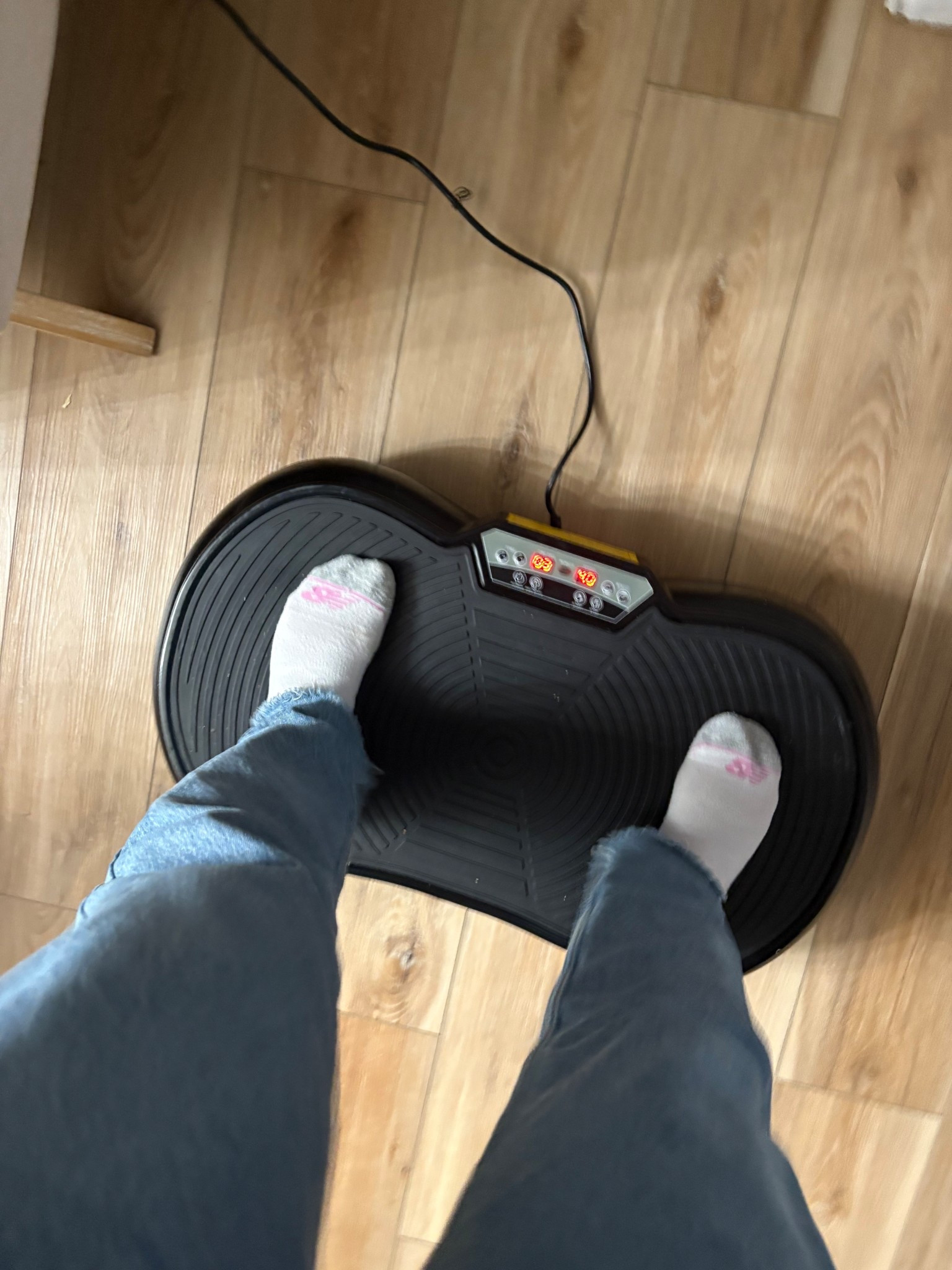 
Vibration plate is awesome for lymph flow, detoxing, recovery, balance, blood flow - lots of things. 10 minutes a day is all you need.


#LTKActive #LTKU