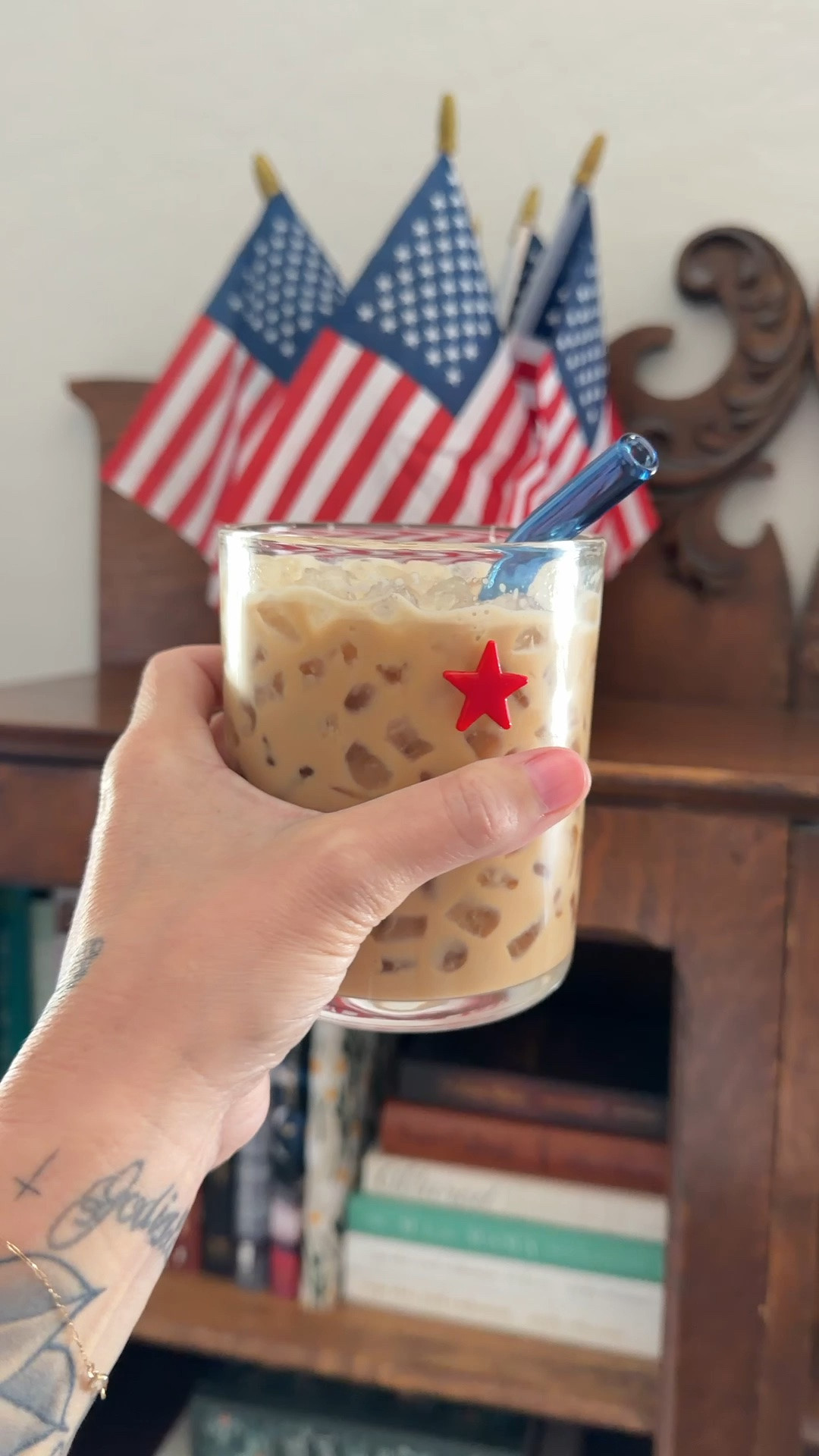 icon glasses! 🇺🇸

#LTKSeasonal #LTKHome