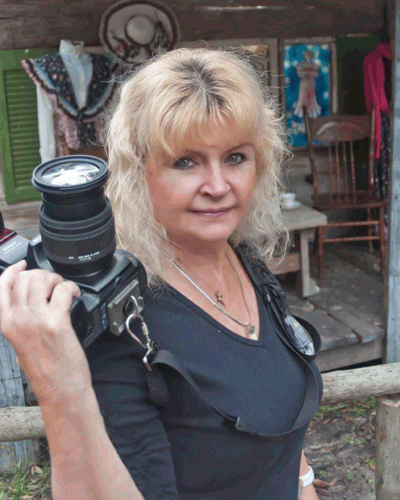 Water Drench Hyaluronic Cloud Cream Hydrating Moisturizer | Peter Thomas Roth Labs