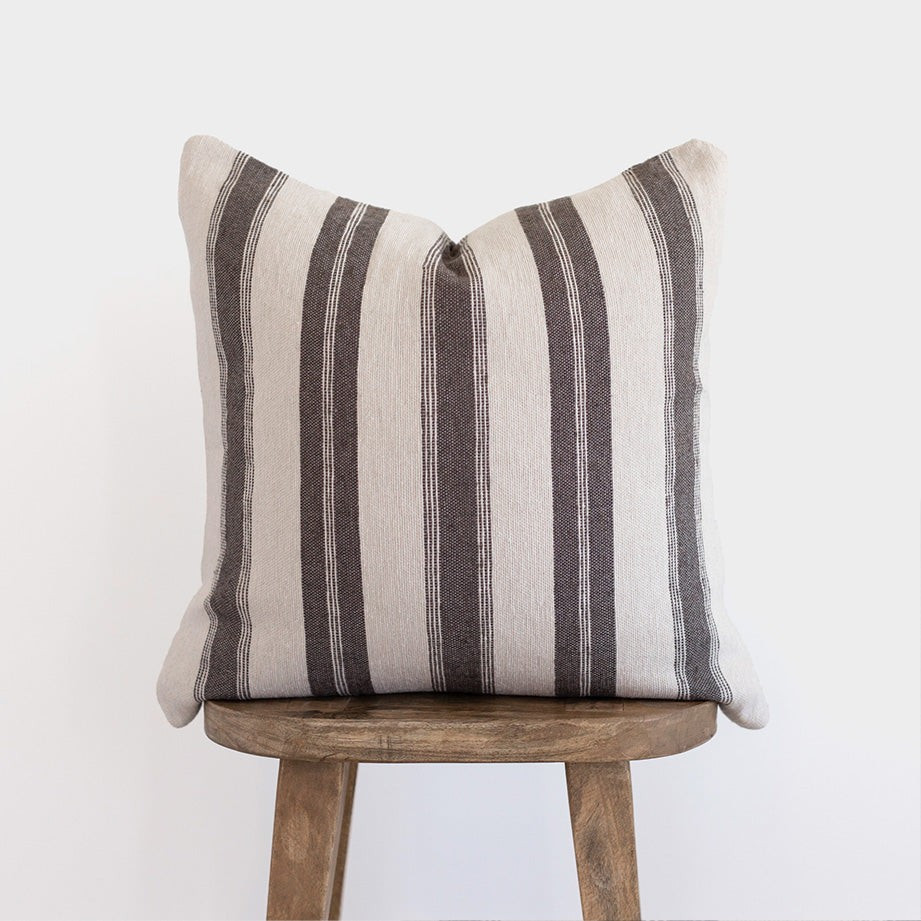 Elton - 22" Moroccan Pillow Cover | Woven Nook