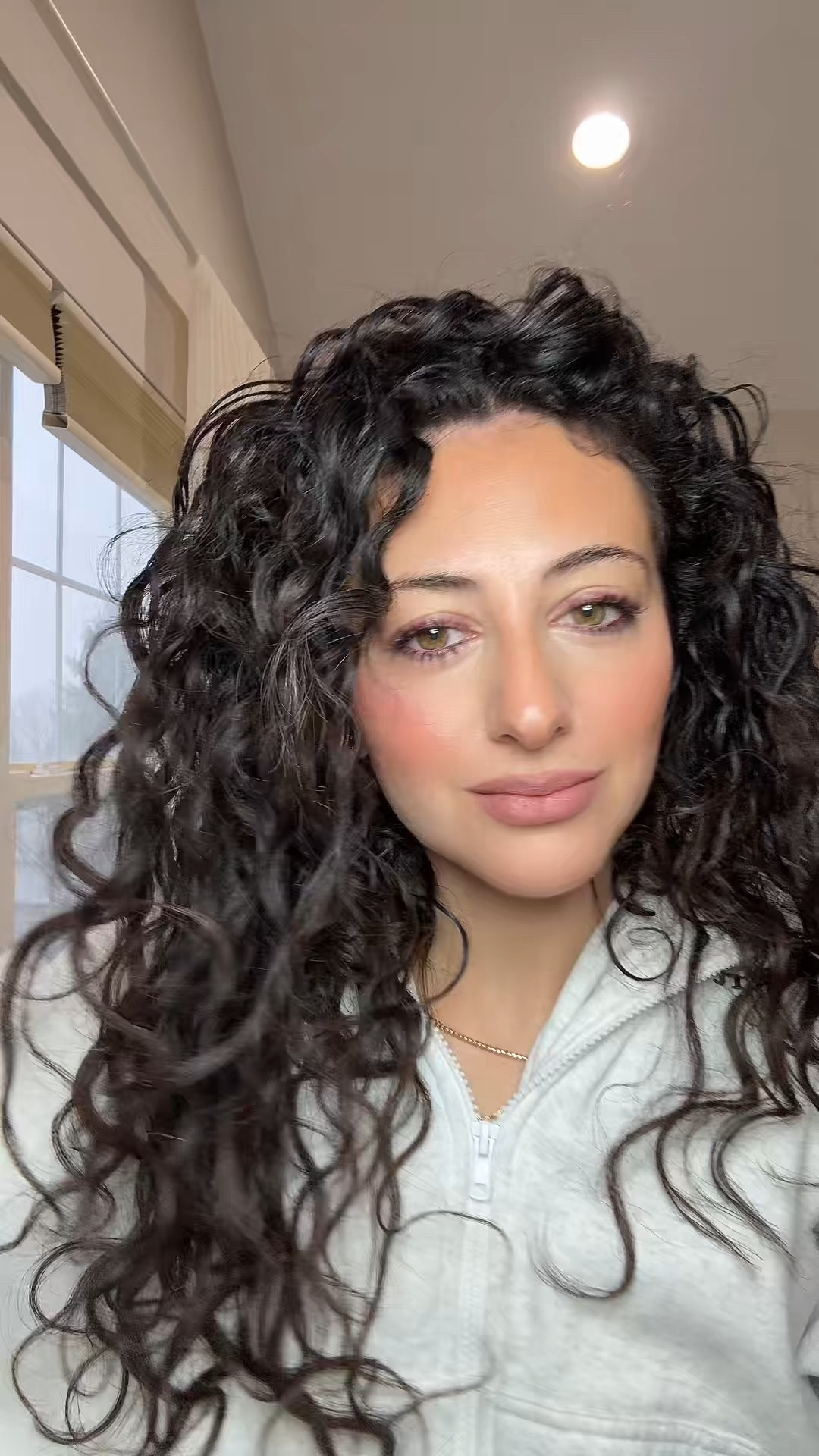 hair and makeup of the day 

#LTKgrwm #LTKGiftGuide #LTKHoliday