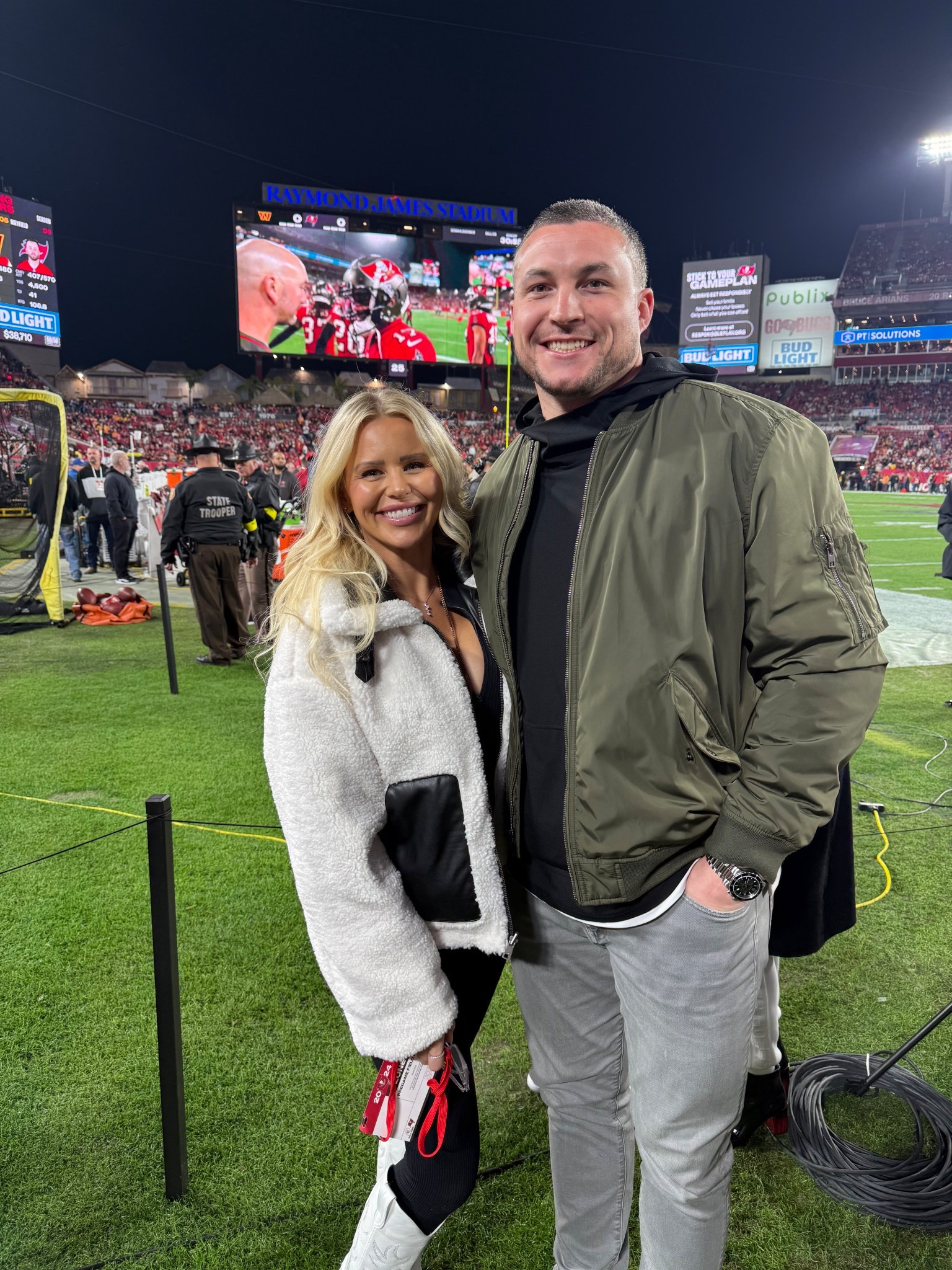 Another day. Another football game !

My go-to jacket!

#LTKSaleAlert #LTKTravel #LTKFindsUnder50