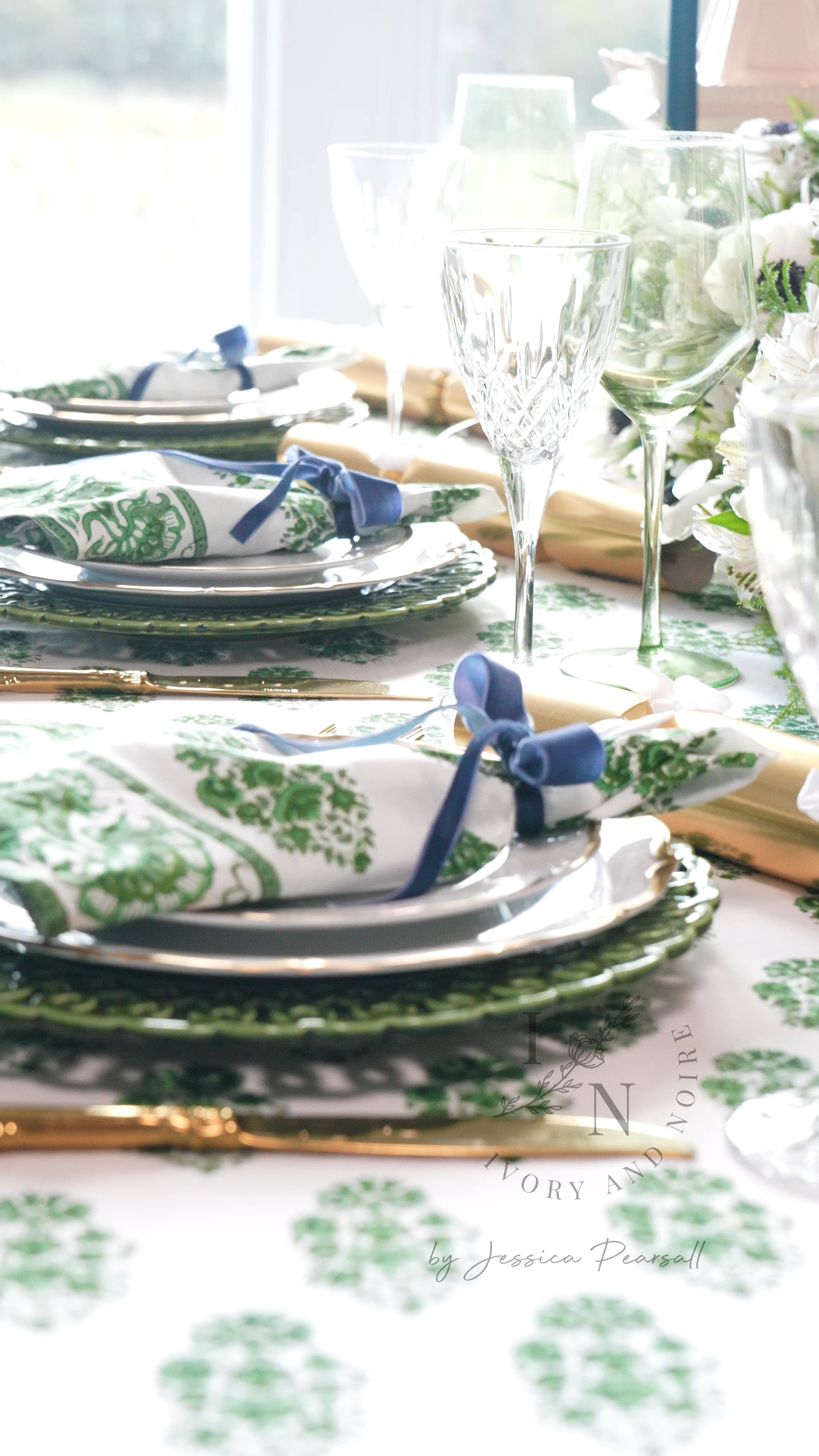 Celebrate Christmas on this crip and fresh green and white tablescape!


#christmastable #christmastablescape 
#greendwhitetablescape 
#greenandwhitechristmas

#LTKParties #LTKHoliday #LTKSeasonal