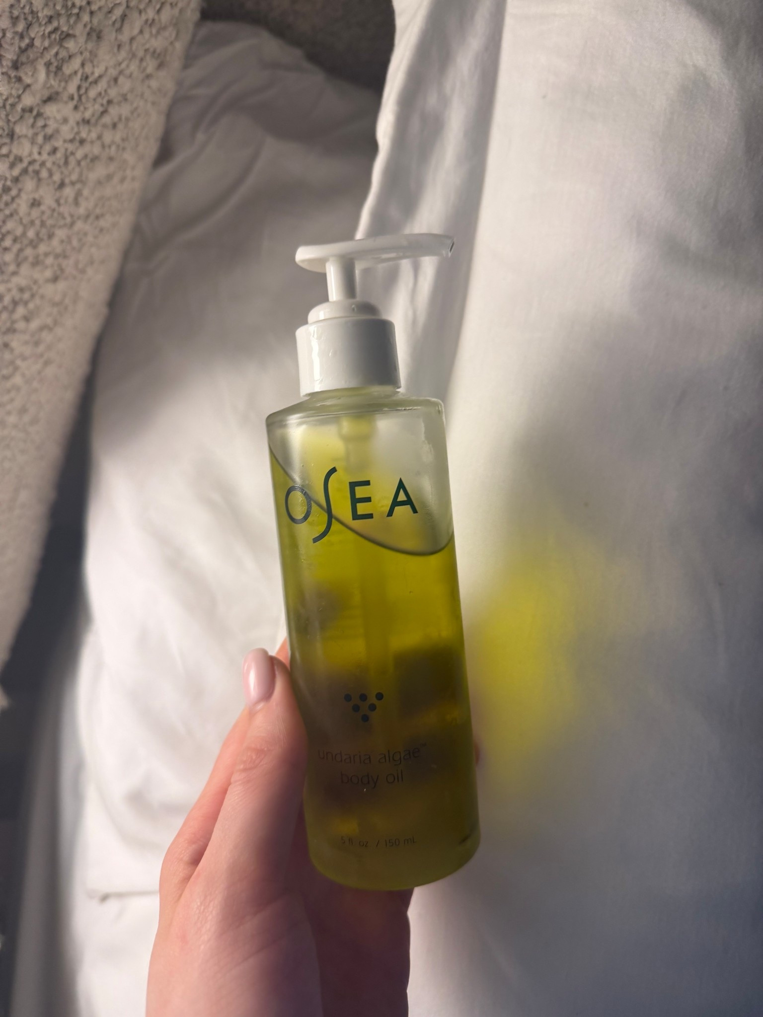 Oh yeah this slaps!!!! #bodyoil 