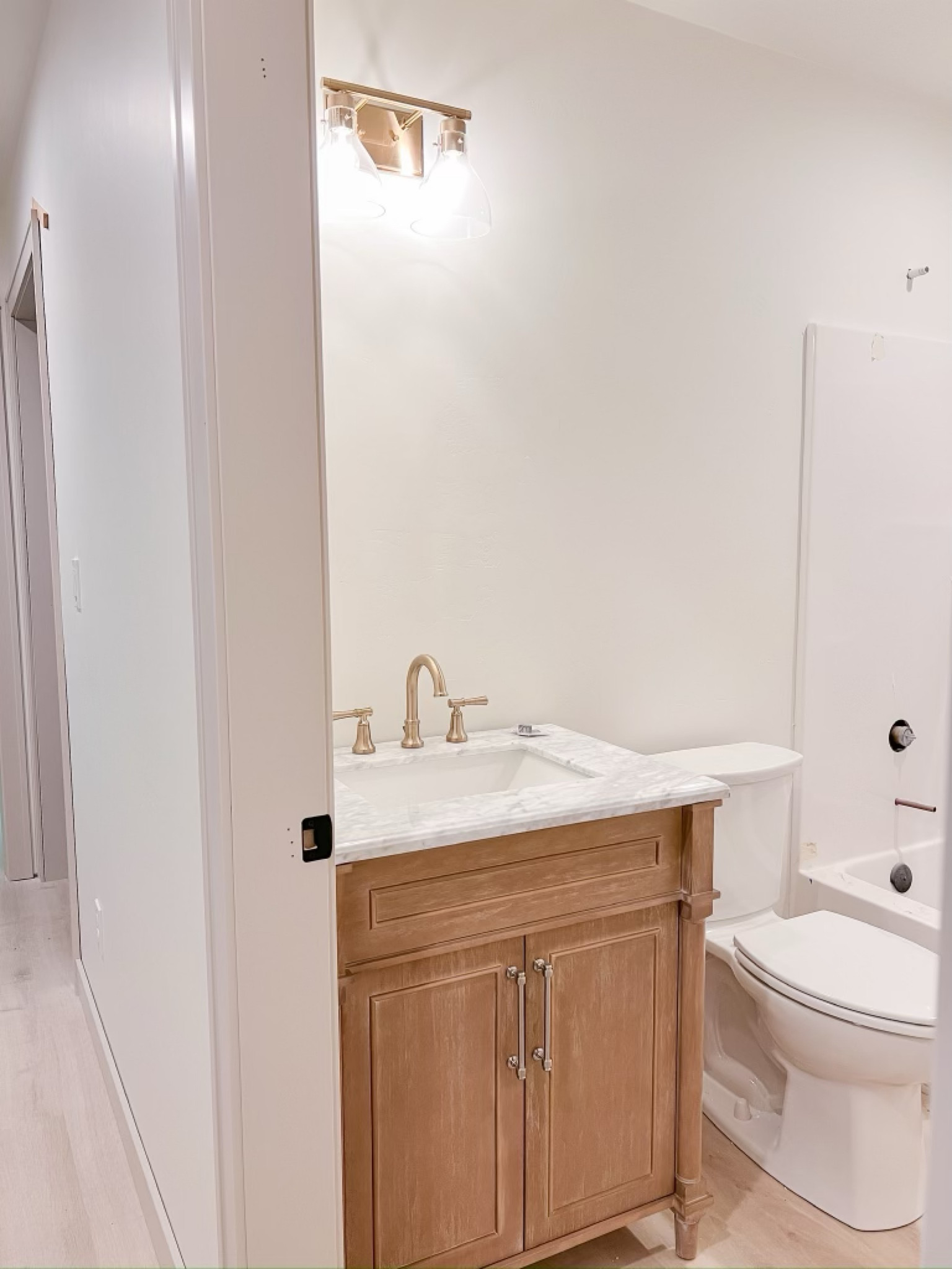 Vanity - Home - Bathroom

#LTKSeasonal #LTKStyleTip #LTKHome