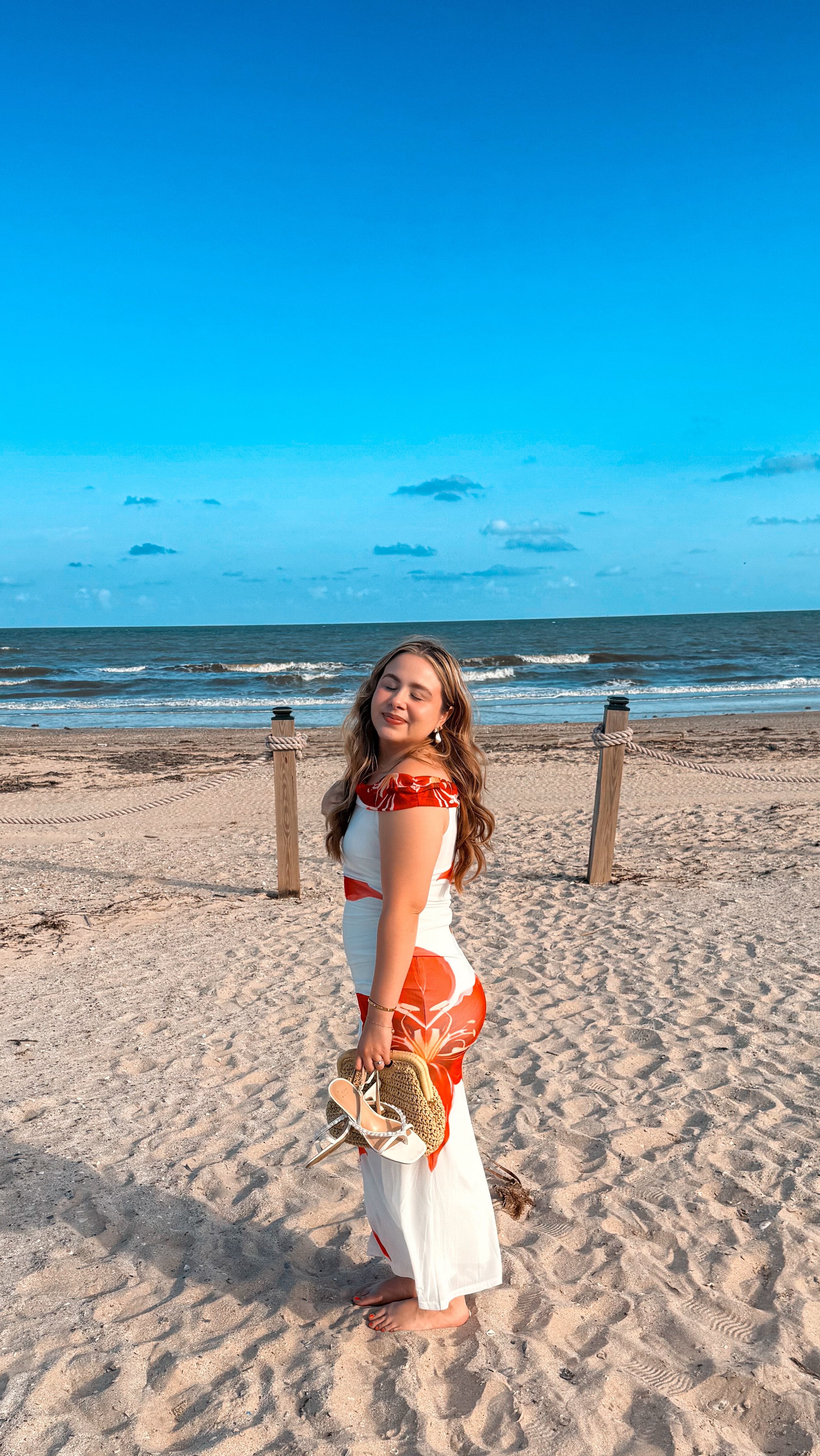 Such a perfect summer wedding guest dress/ beach dress. 
It’s very stretchy, wearing a large. 

#LTKMidsize #LTKWedding #LTKSummerEdit