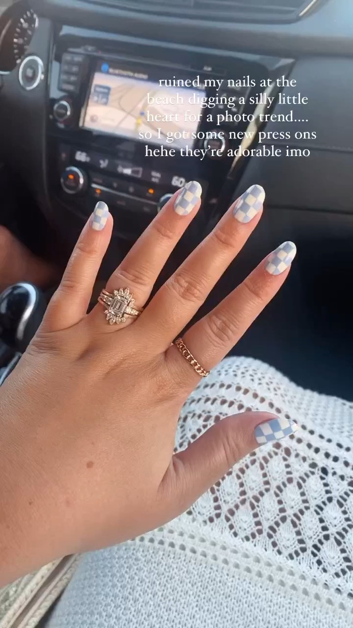 such cute press on nails that stay on for at least two weeks! got so many compliments on these and they’re a great stocking stuffer 🫶🏼

#LTKGiftGuide #LTKstyletip #LTKfindsunder50