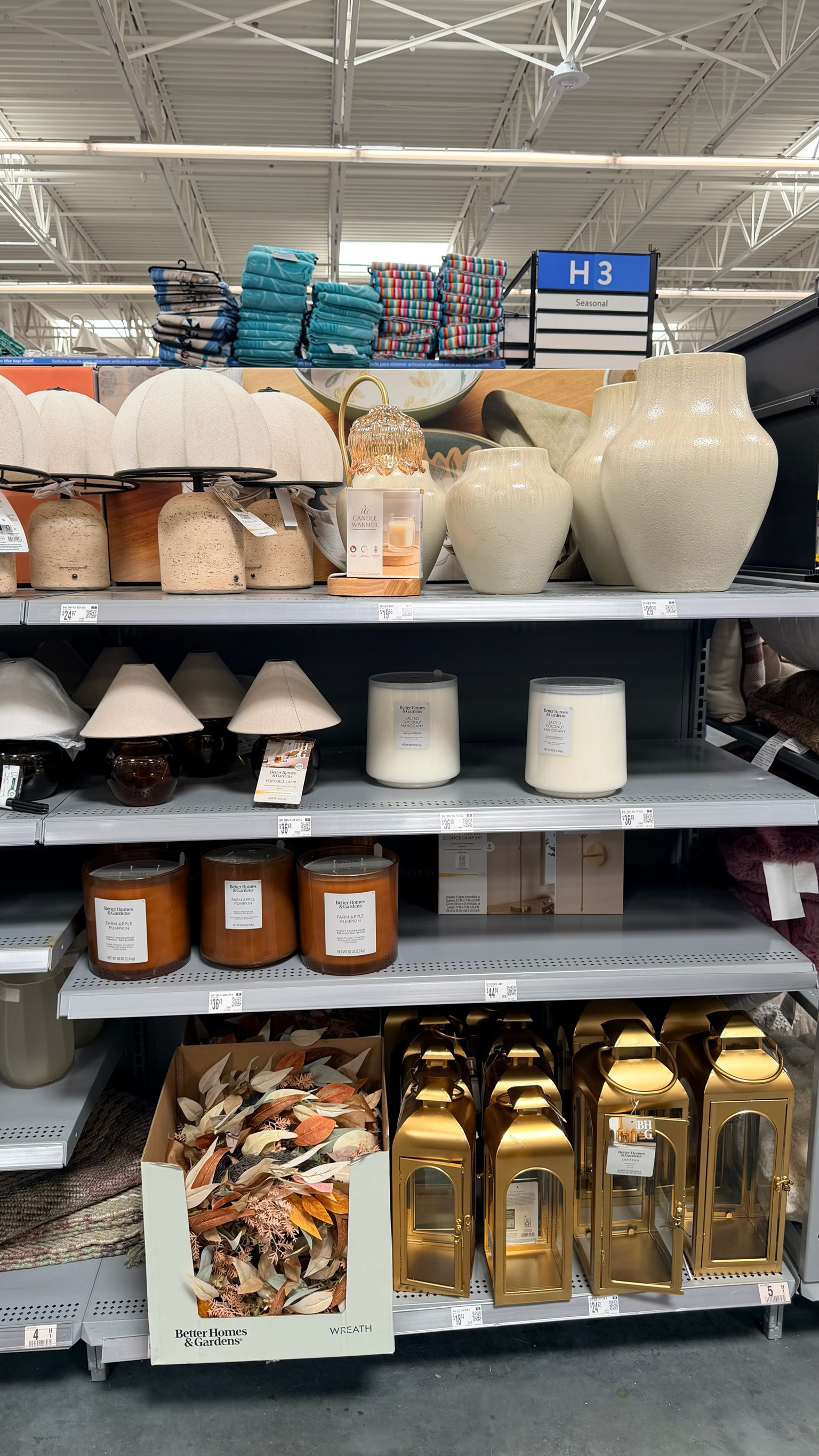 So many good home finds! The lamps are also portable/rechargeable so no cords to deal with. Linked a few more cute options for you shuggs!

#homedecor #fallhaul

#LTKdayinmylife #LTKSeasonal #LTKHome