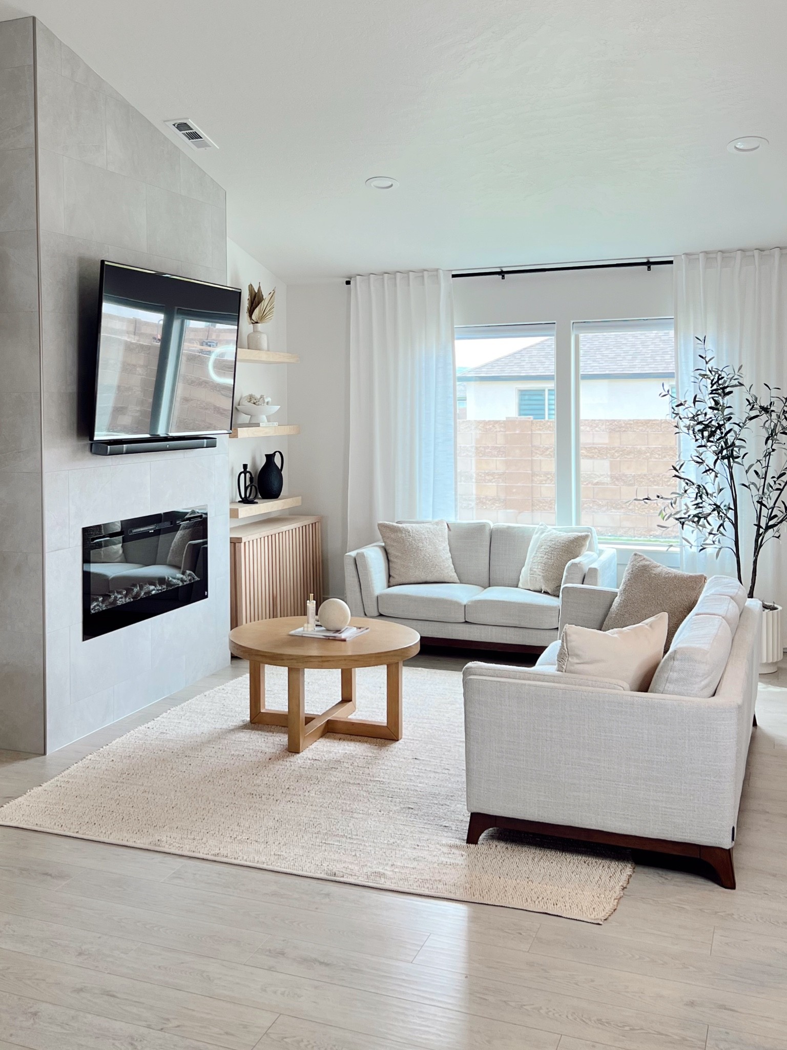 Rug sale 

#LTKSeasonal #LTKsalealert #LTKhome