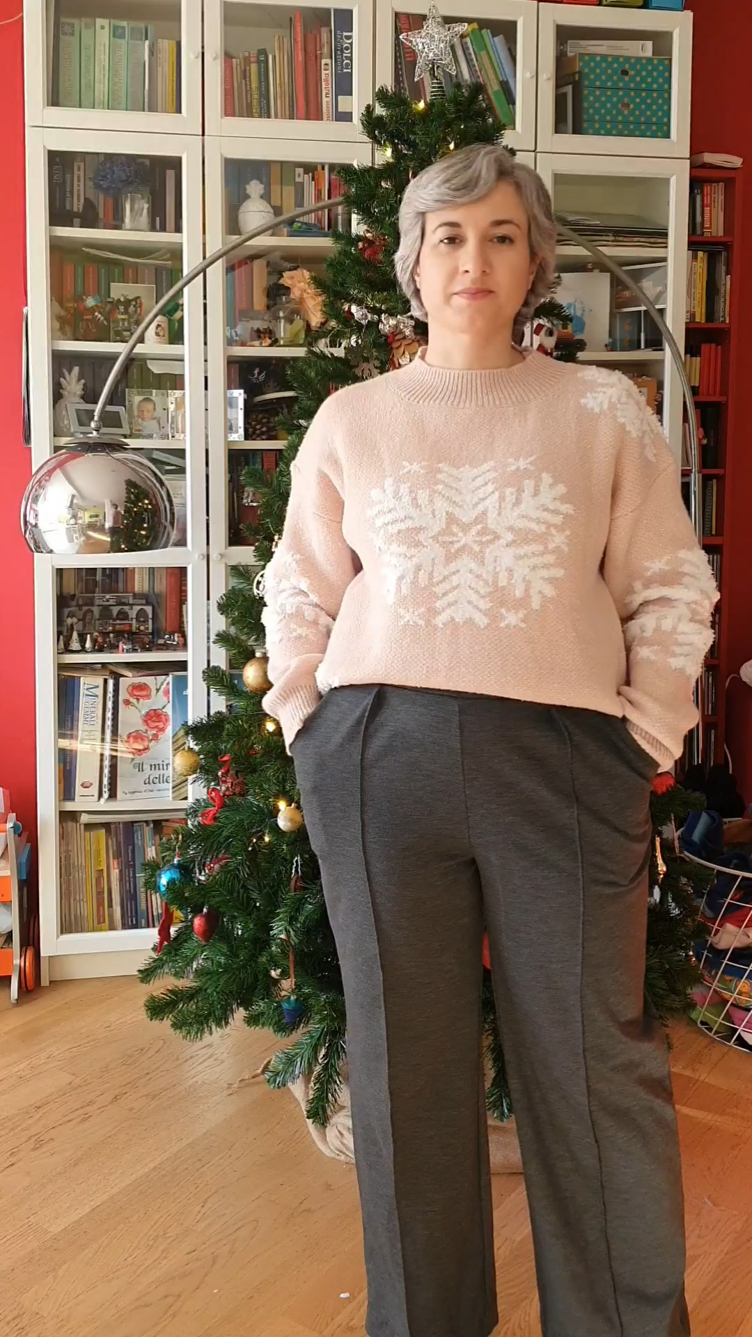 Quattro pezzi per quattro outfit natalizi con colori neutri, in grigio e beige. Sobri, molto versatili. Quale vi piace di piu?https://youtube.com/shorts/W-tA0YCefKI?feature=share

#LTKGiftGuide #LTKSeasonal #LTKmidsize