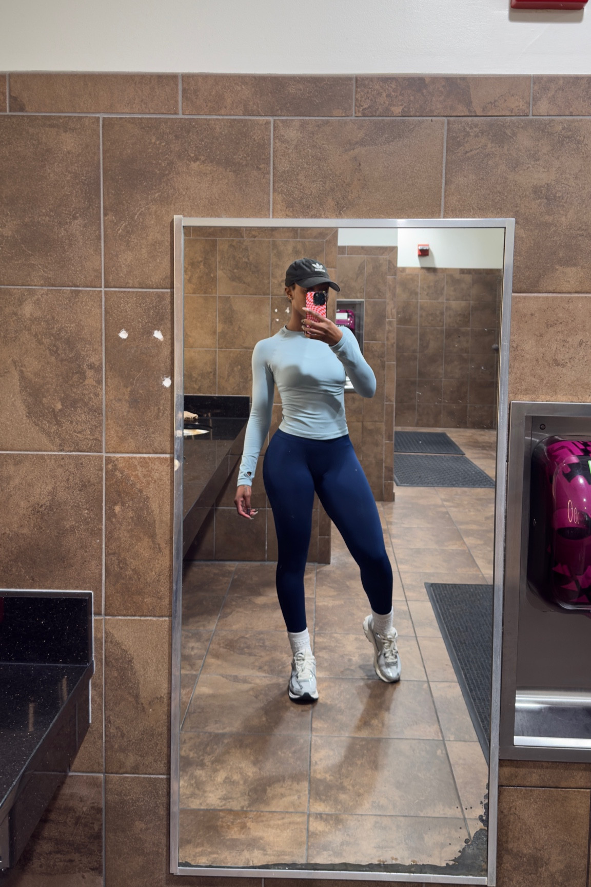 Monochromatic gym fit of the day! Wearing size S in top & S regular in leggings

#LTKFitness #LTKActive #LTKStyleTip