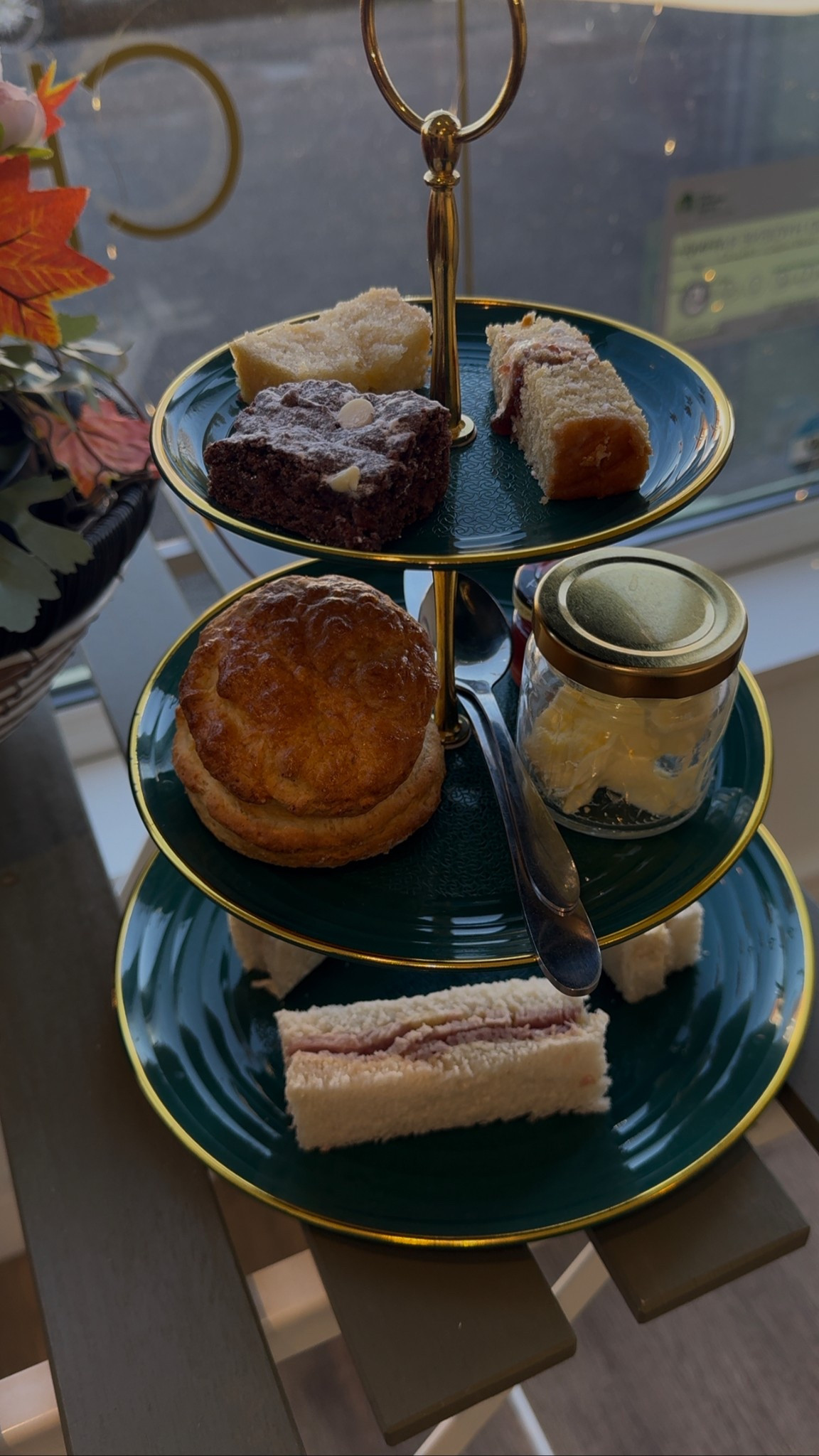 Afternoon tea stand

#LTKuk #LTKfamily #LTKeurope