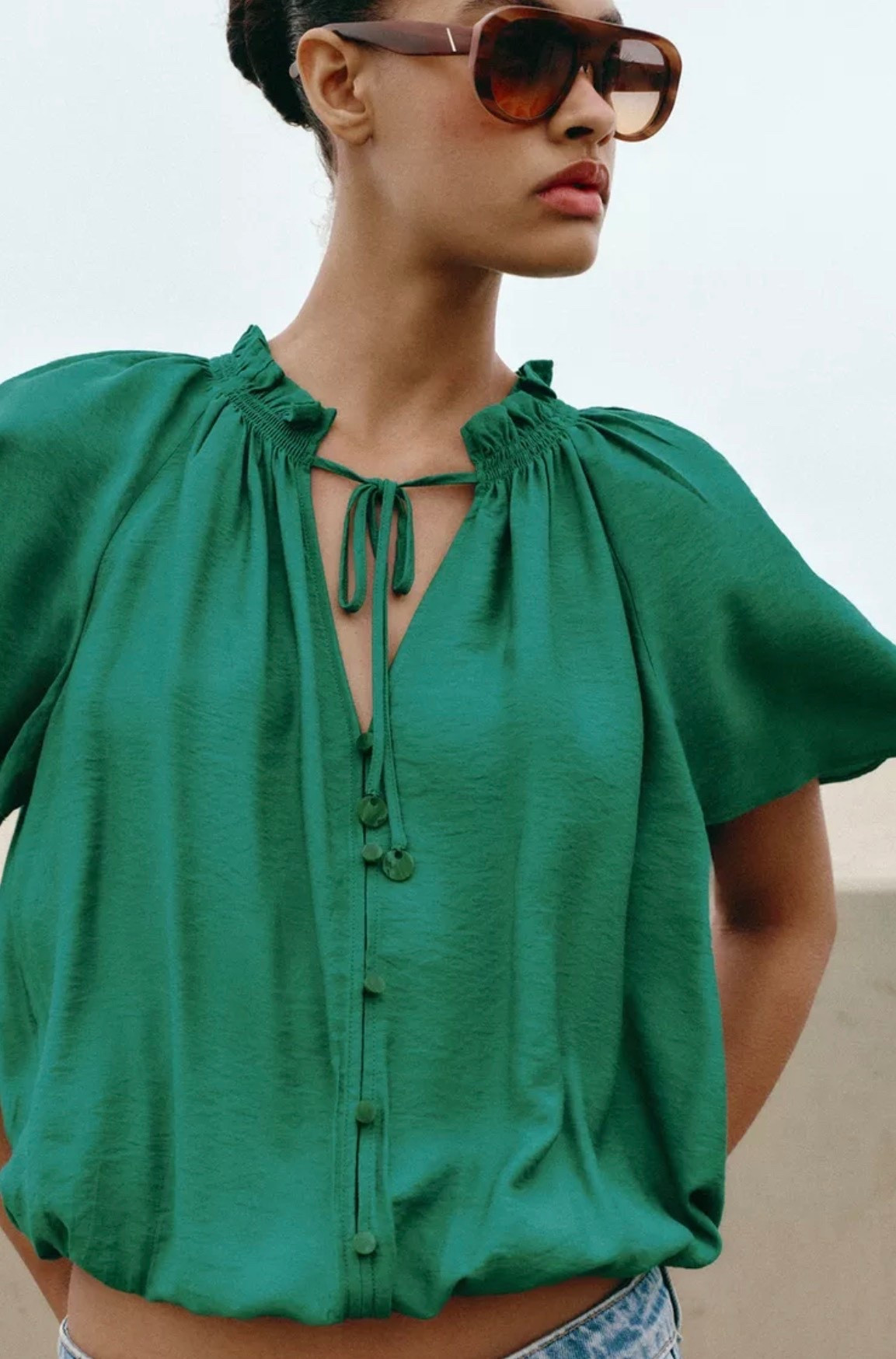 ZARA top

#LTKWorkwear #LTKootd #LTKSaleAlert