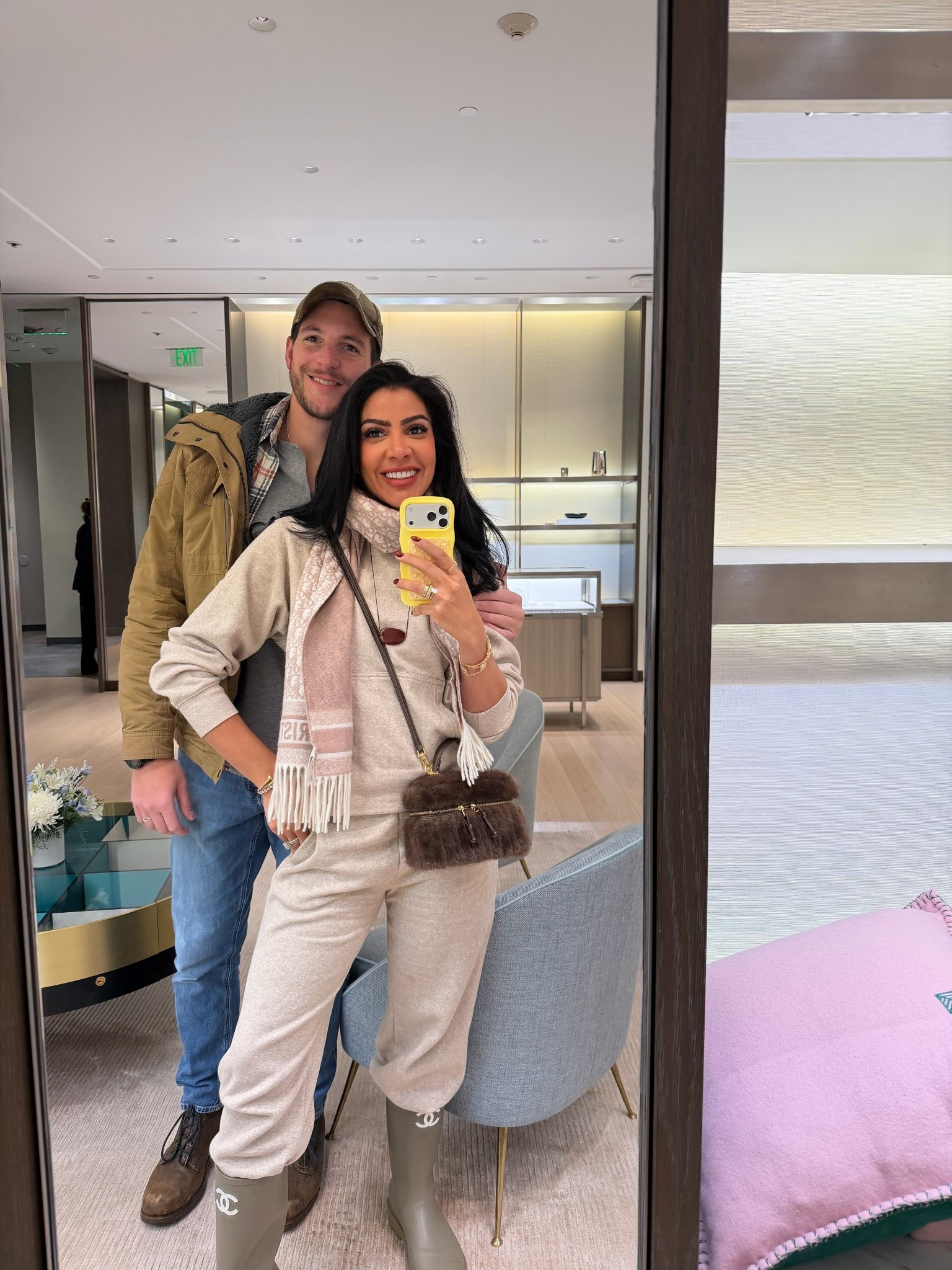 Warm, comfy, and cute ✔️
Love this sweatsuit set — the color is everything and yes, pockets on the pants and hoodie! I always wear something light underneath so I don’t have to deal with a coat at the mall. Effortless & practical 🤎

#LTKstorytime #LTKHoliday #LTKdayinmylife