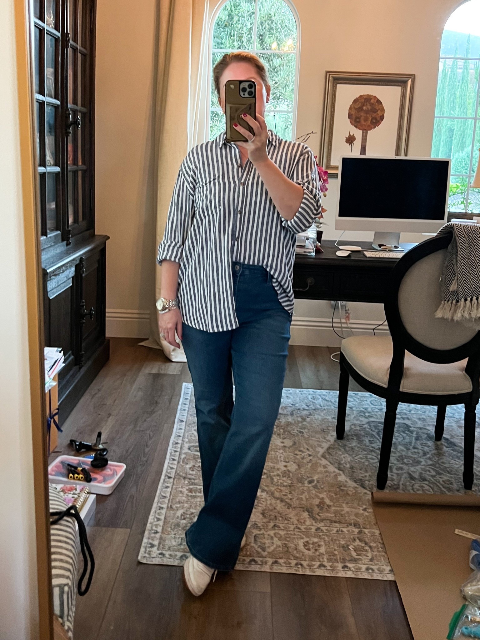 ✨Easy, affordable outfit! I love this look. The jeans are stretchy and incredibly comfortable. They come in different colors. I just bought another pair in black. 👏🏽

#LTKShoeCrush #LTKStyleTip #LTKSaleAlert