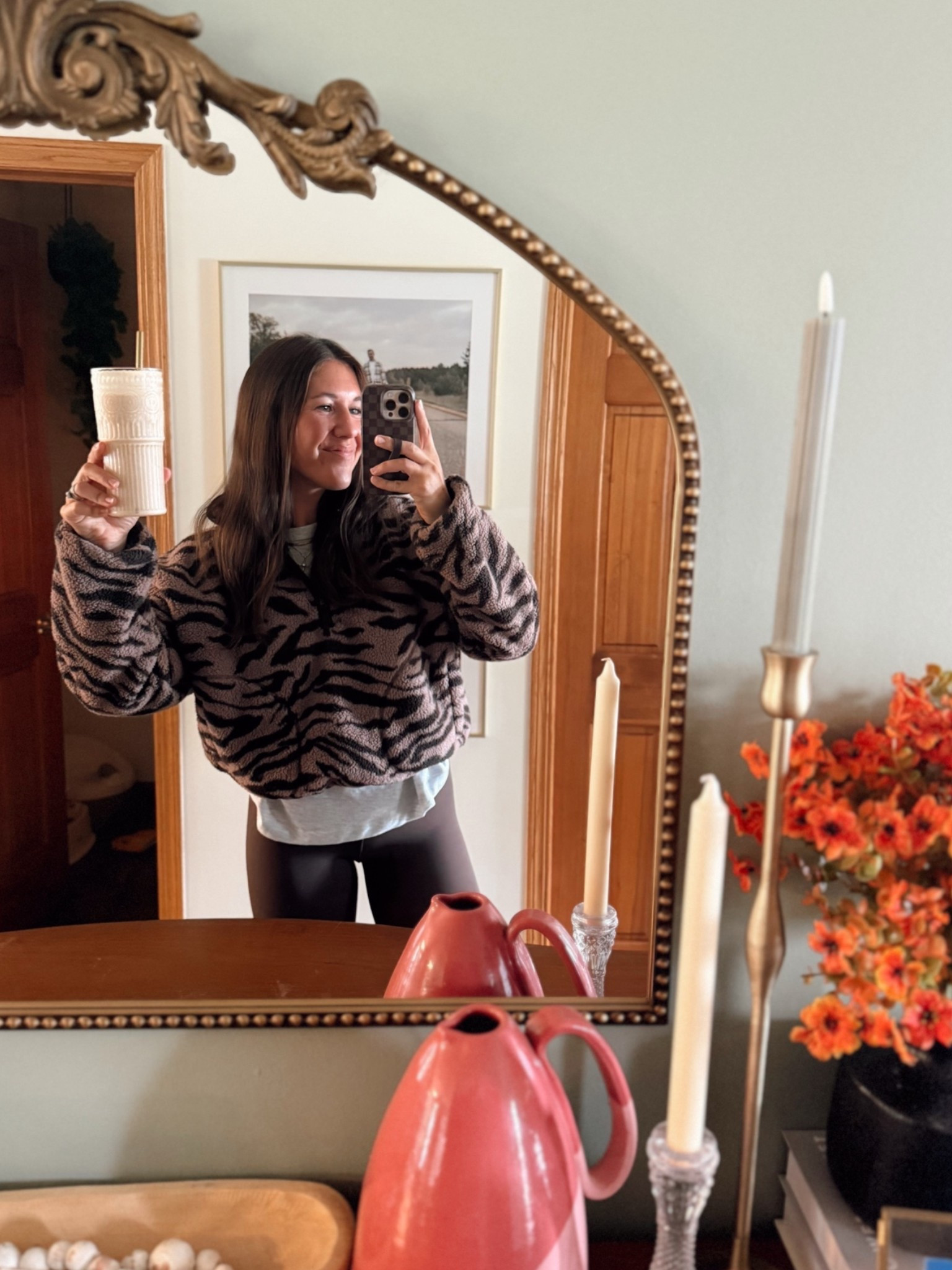 The fleece I’m wearing on repeat from Old Navy! Long sleeves is on sale from Target.

Mom outfit 
Target sale
Old navy style