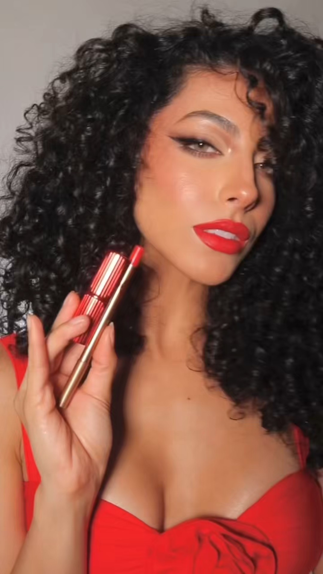 Red always feels right during the holiday season! 💋

This perfect combo with Charlotte Tilbury’s lip, pencil, and lipstick make the perfect holiday lip! 

Don’t forget to hydrate your curls with Rizos Curls, my go to.

#LTKHoliday #LTKBeauty #LTKGiftGuide