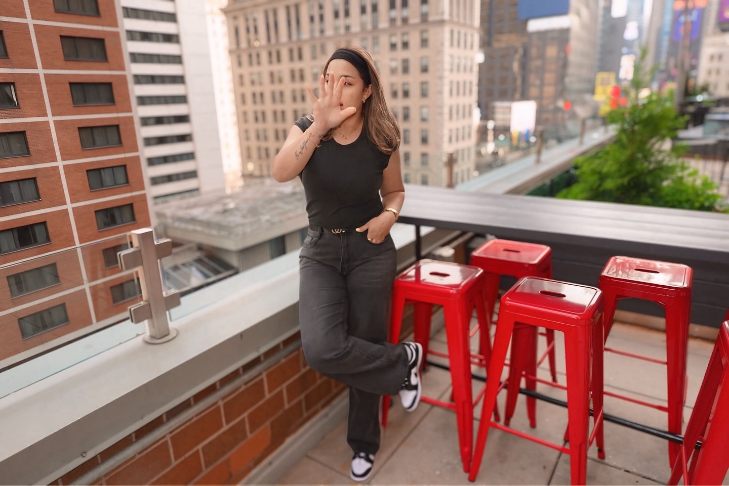 Anything day 🌇 🍎
 
#CasualChic
#OOTD
#CityLook
#simplestyle 
#timessquareviews

#LTKTravel #LTKStyleTip #LTKBeauty