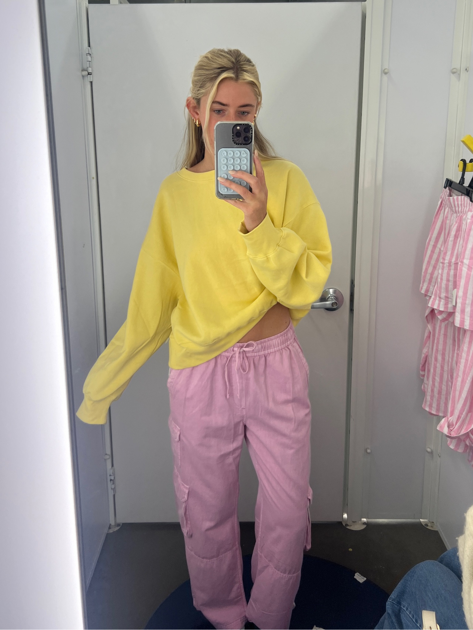 yellow sweatshirtt

#LTKsalealert #LTKfindsunder50 #LTKSeasonal