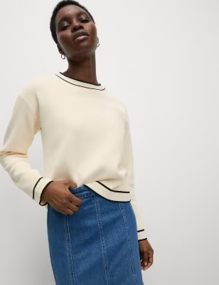 Pull coupe décontractée à col rond | Marks & Spencer (UK)