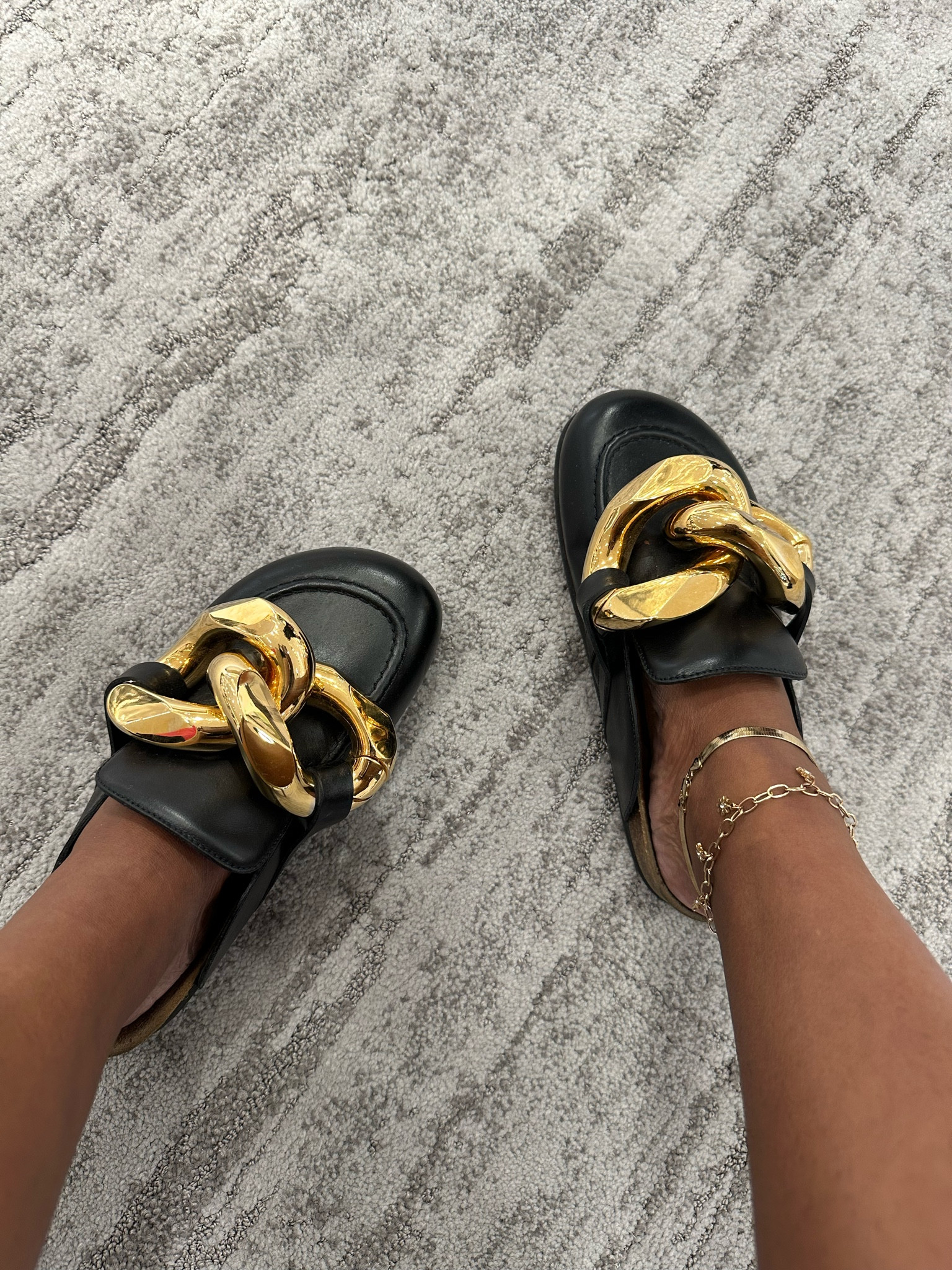 Who else loves a good mule! 

#LTKU #LTKTravel #LTKWorkwear