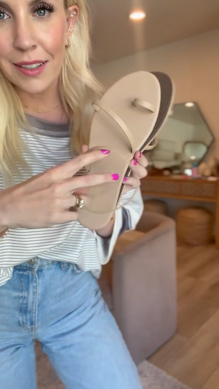 These shoes are so perfect and go with everything! 

#LTKootd #LTKgrwm #LTKmomlife