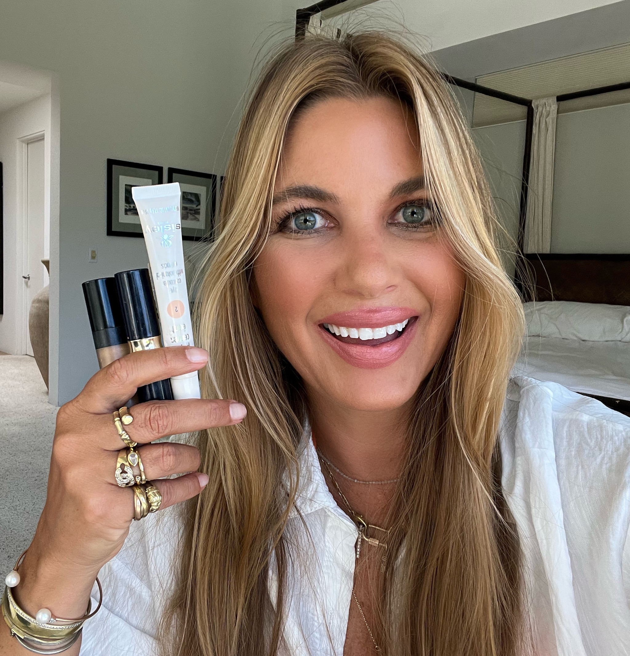 Concealer, favorite concealer 

These are my most used concealers! Full review with swatches in my latest video on my YouTube channel (www.YouTube.con/beautyprofessor). 🐚

#LTKunder50 #LTKunder100 #LTKbeauty