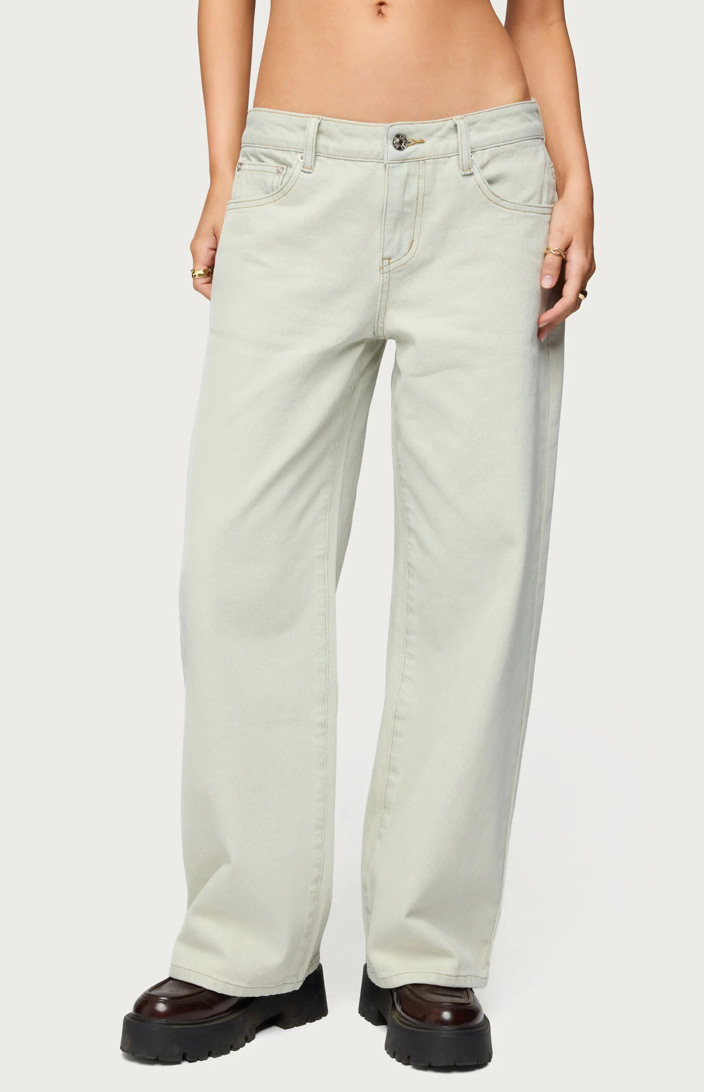 Edikted Women's Petite Raelynn Washed Low Rise Jeans in Vintage - Size XS | PacSun