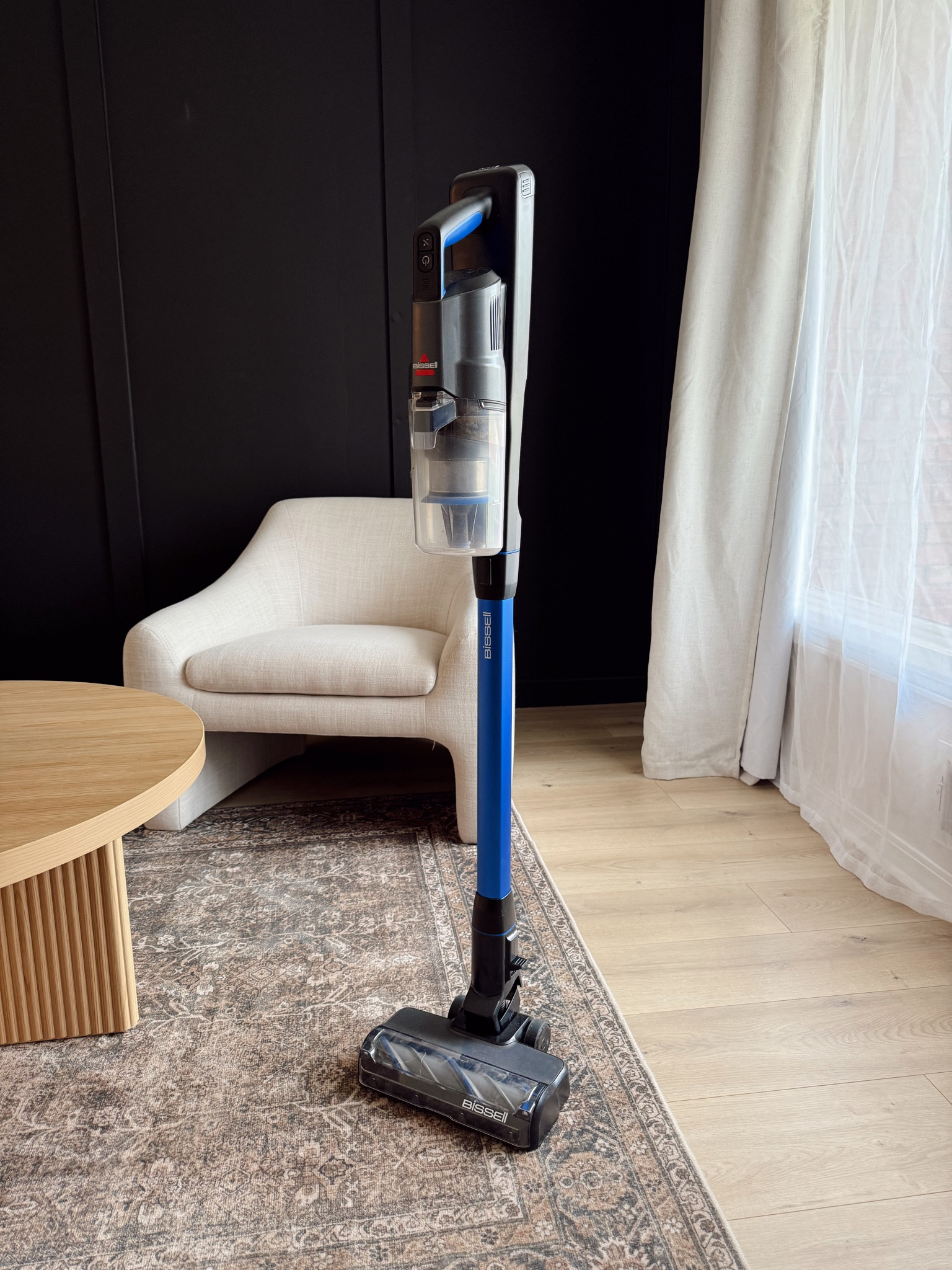 Loving this stick vacuum! Checks all the boxes- currently 30% off

Home | cleaning | stick vacuum | cordless vacuum 

#LTKHome #LTKSaleAlert