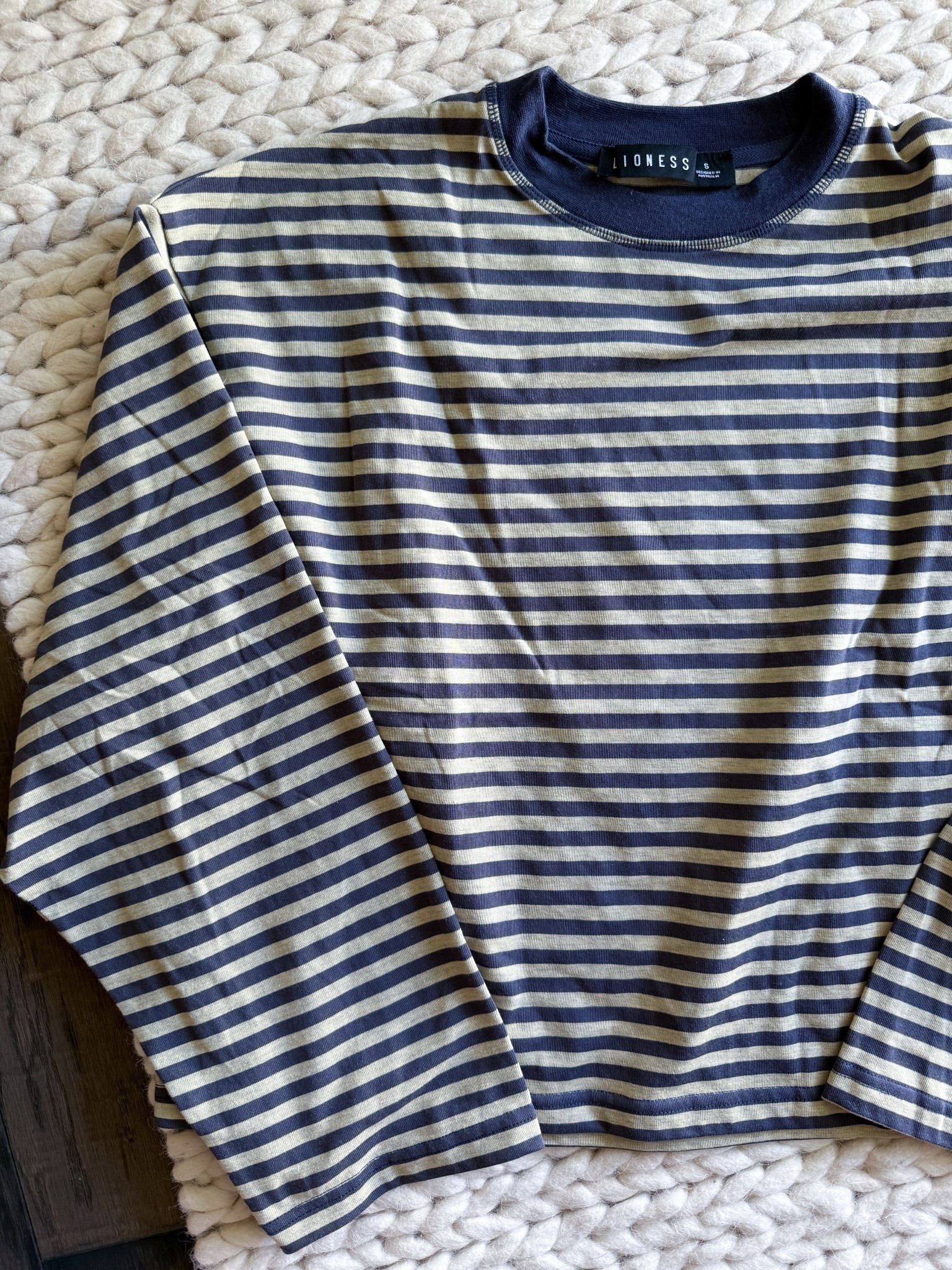 I can’t resist a striped tee moment & this oversized long sleeve from Lioness is everything. The perfect lightweight layer for transitional weather, & easy to dress up or down. Stripes are having a major moment this fall & this one fits just right. Linking it + a few similar options that give that effortlessly cool vibe.

lioness striped tee - oversized striped shirt - long sleeve stripe top - fall striped trend - casual fall outfit - trending fall fashion - lightweight layer - navy striped top - neutral fall style - elevated basics - ltk fall style - cool girl essentials - minimalist fall fashion - capsule wardrobe staple


#LTKStyleTip #LTKActive #LTKU