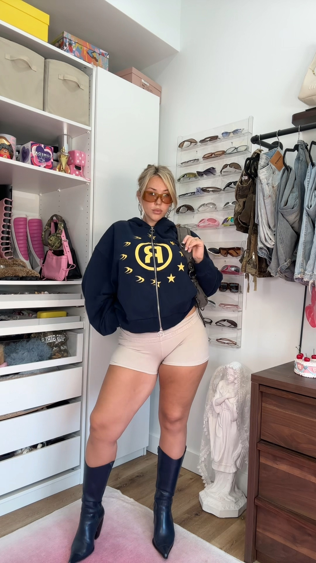 OOTD🤪 @SCUFFERS @SKIMS @Jeffrey Campbell @GUESS @Boy Smells 

#LTKMidsize #LTKShoeCrush #LTKStyleTip