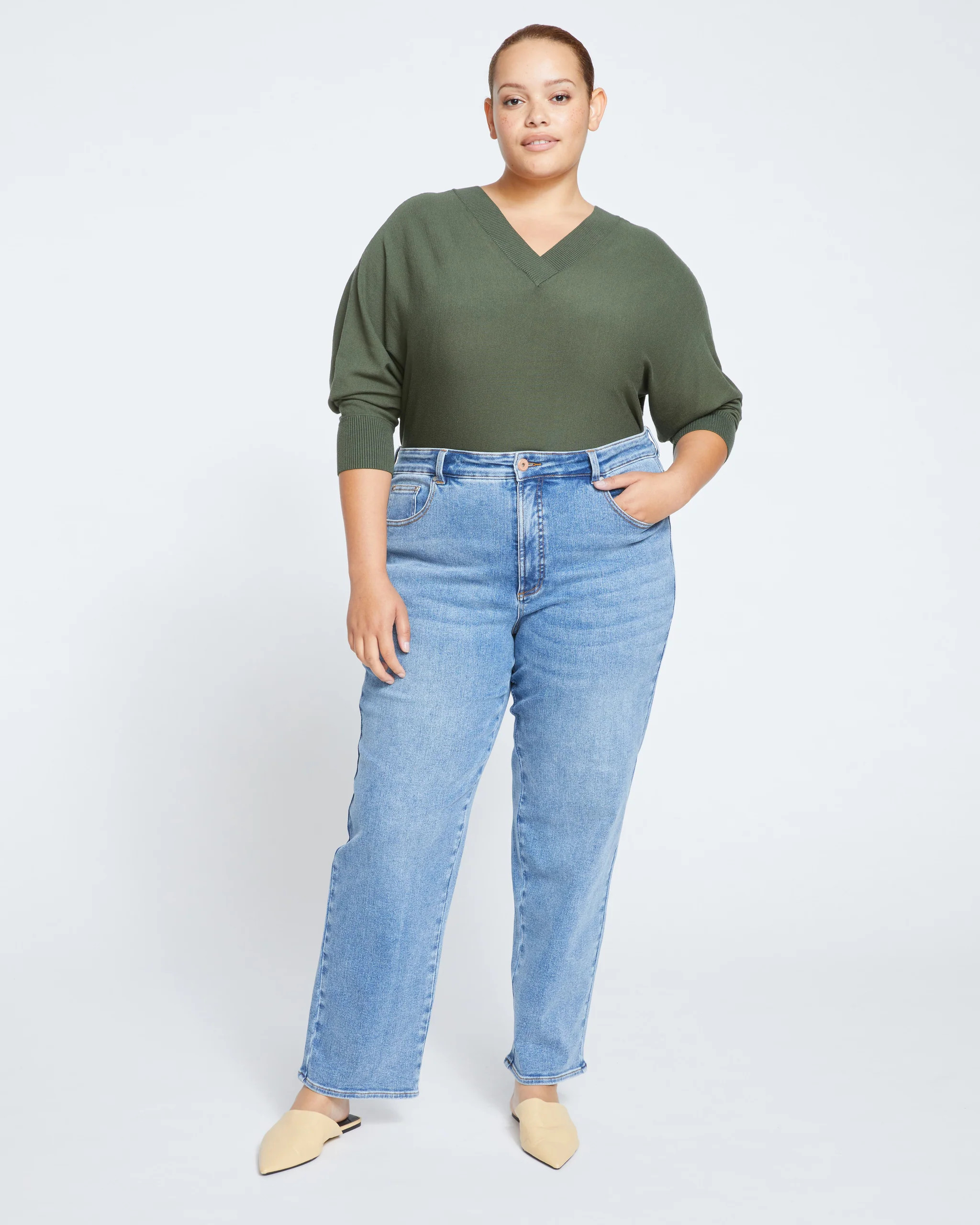 Etta High Rise Straight Leg Jeans 31 Inch - Distressed Washed Indigo | Universal Standard