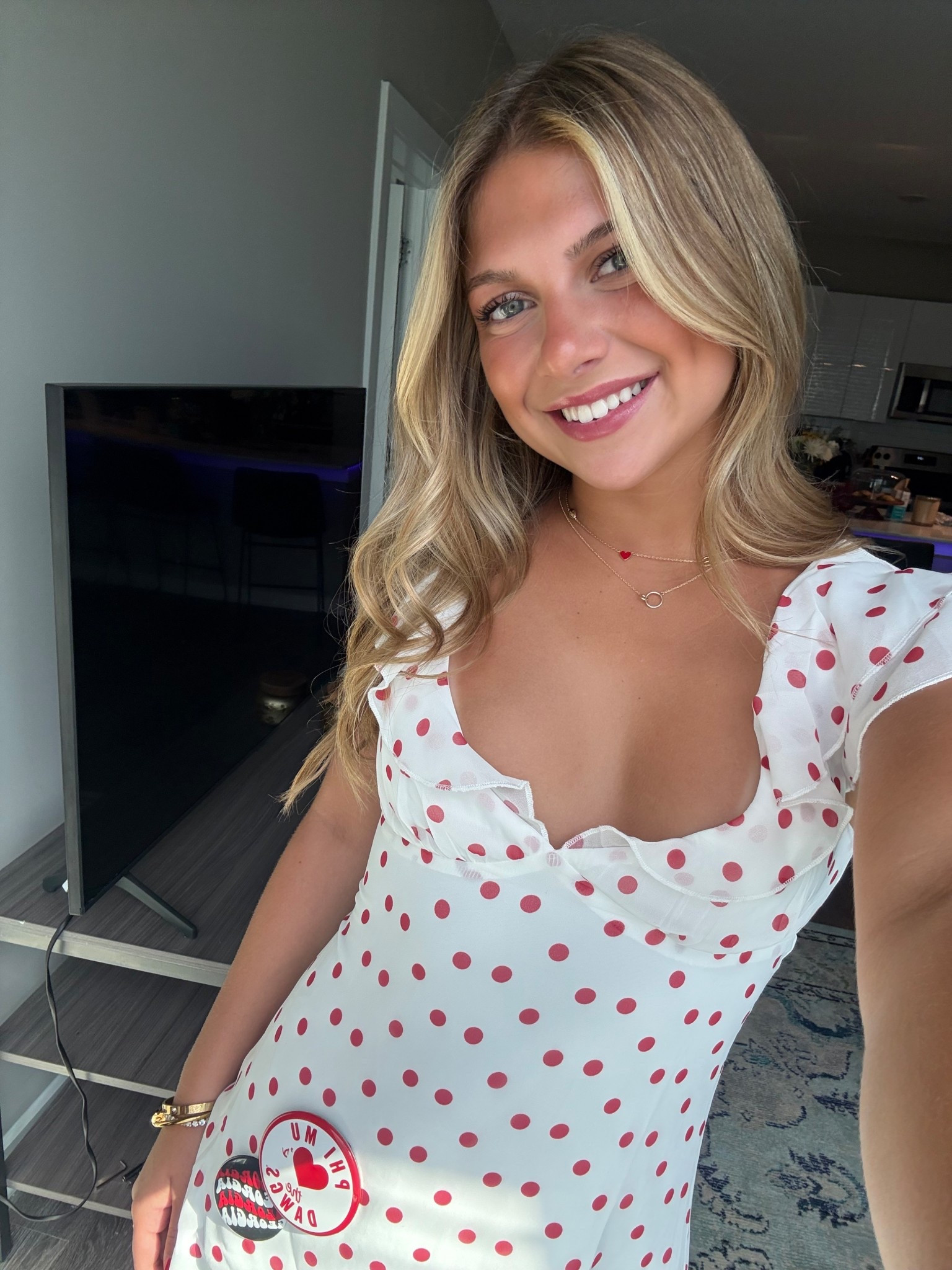 red and white polka dot gameday outfit 
red and white polka dot 
mini dress
gameday dress
red and white polka dot dresss

#LTKPetite #LTKFindsUnder100 #LTKStyleTip