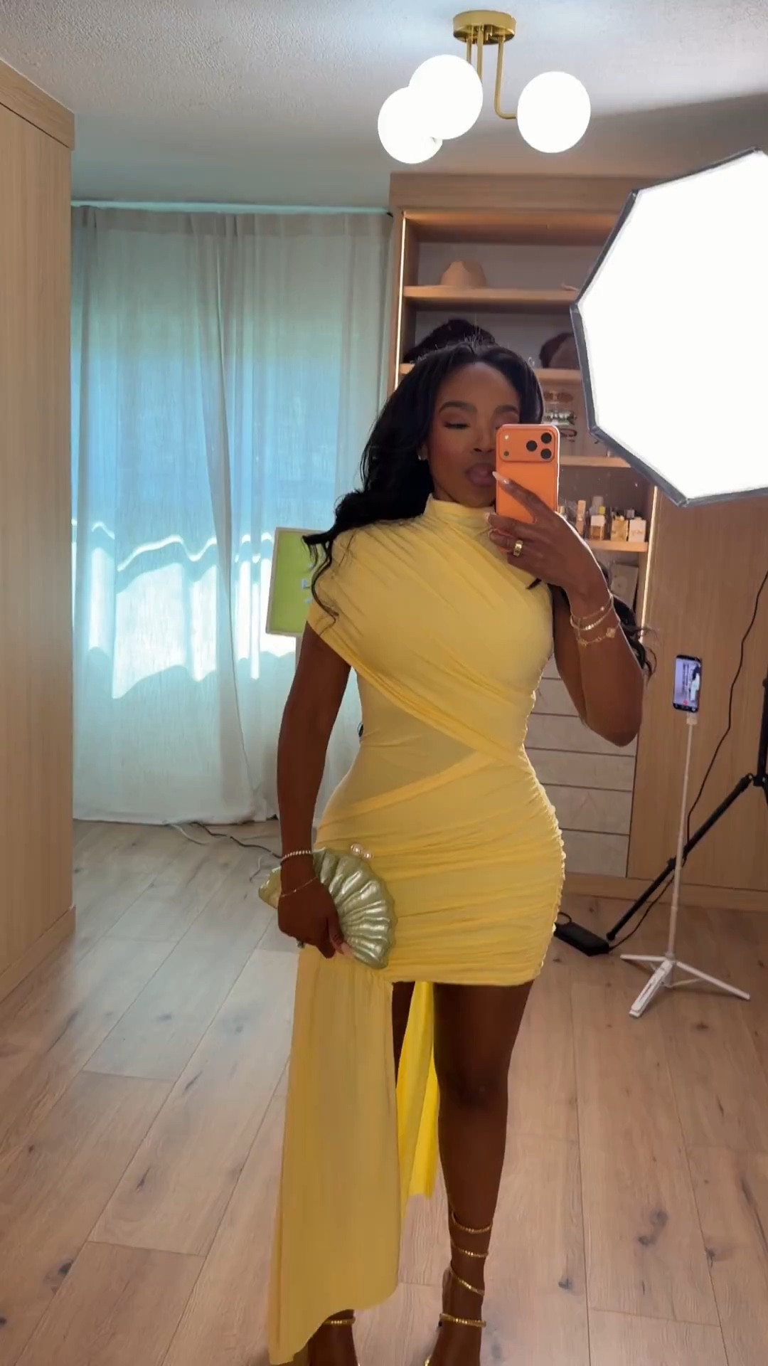 Scroll to shop this statement look 💛

This draped yellow mini dress is bold, flattering, and perfect for a standout Mother’s Day brunch, birthday dinner, or special occasion.

📏 Measurements: 5’4”, 140 lbs, 34D bust, 27” waist, 40” hips

Follow me on Instagram and YouTube @kirasfashionfinds

