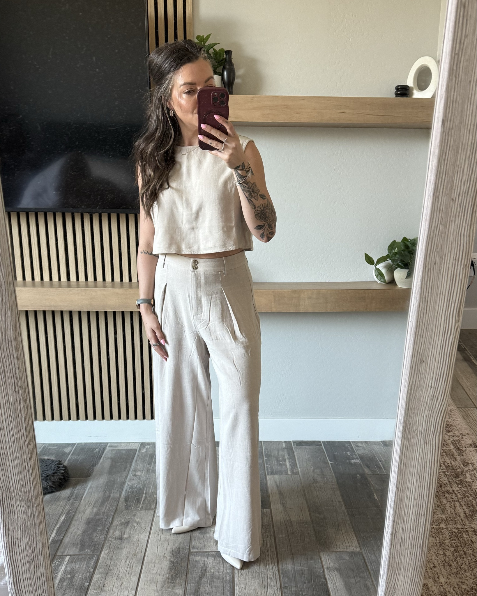 I am in love with this line set from @VICI 
It was the perfect Easter outfit and I will be wearing on repeat all spring and summer! Wearing a medium on the top and bottom.  

#LTKOver40 #LTKootd #LTKSeasonal