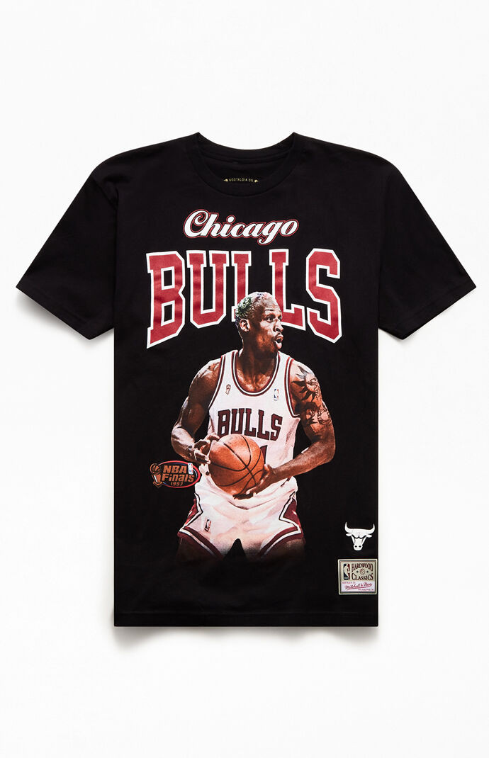 Mitchell & Ness Courtside Rodman T-Shirt | PacSun
