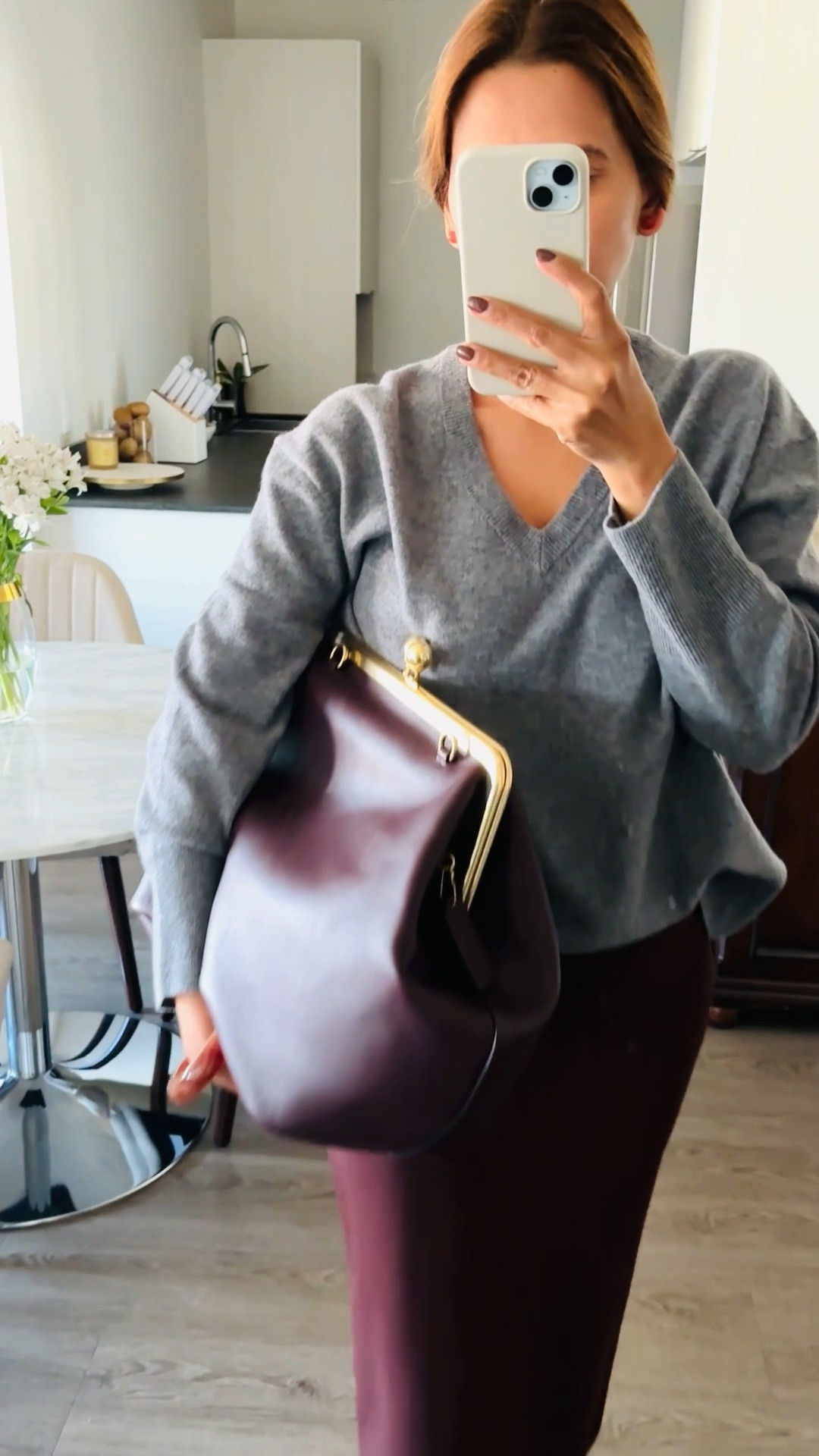 The famous statement bag from Sex and the city is finally available. I am loving this bag. Get yours now before they sell out again.

#LTKItBag #LTKWorkwear #LTKStyleTip