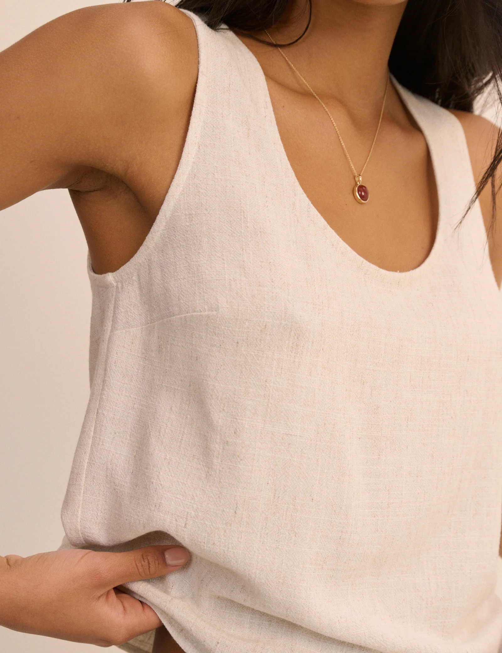 Cream Scoop Neck Tank Top | Nobody's Child