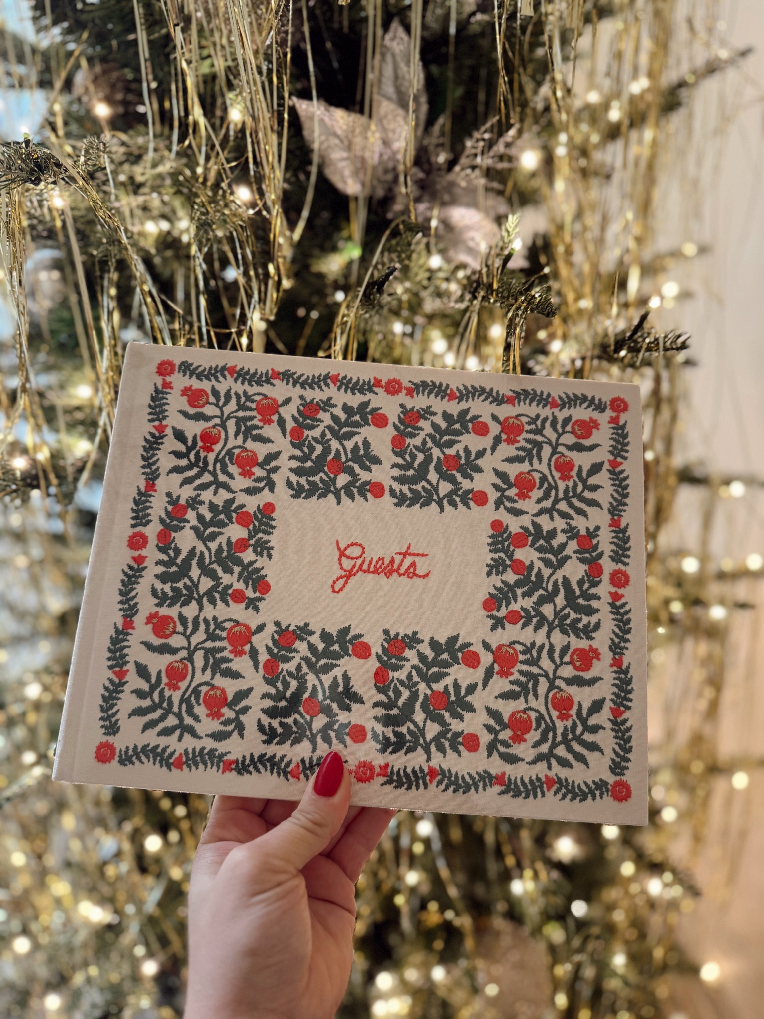 the most gorgeous holiday guest book 

#LTKGiftGuide #LTKFindsUnder50 #LTKHoliday