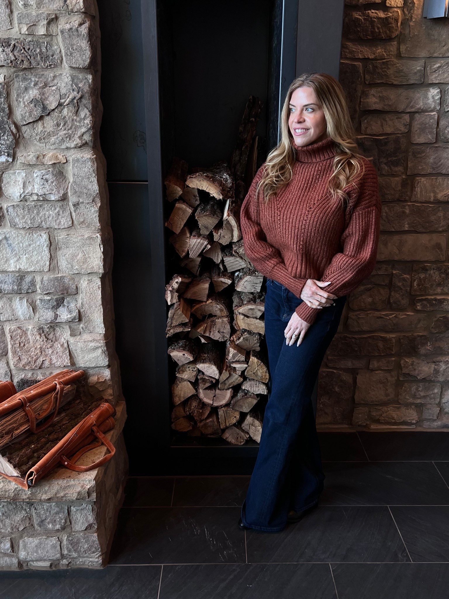 Cozy mountain moments deserve cozy style, and this oversized sweater has me feeling like I’m wrapped in a cloud. ☁️ Pair it with some comfy jeans and you’ve got yourself the perfect outfit for a relaxing day at the McLemore Resort in Lookout Mountain in GA. 😌 Whether you're hiking the trails or sipping hot cocoa by the fire, this look is all about easy comfort and elevated style. 🌿🧥

Tap to shop and get the cozy vibes for yourself! 🛍️ 

#LTKStyle #CozyFashion #MountainChic #SweaterWeather #FallFashion #LTKSeasonal #CozyVibes

#LTKSeasonal #LTKStyleTip #LTKTravel