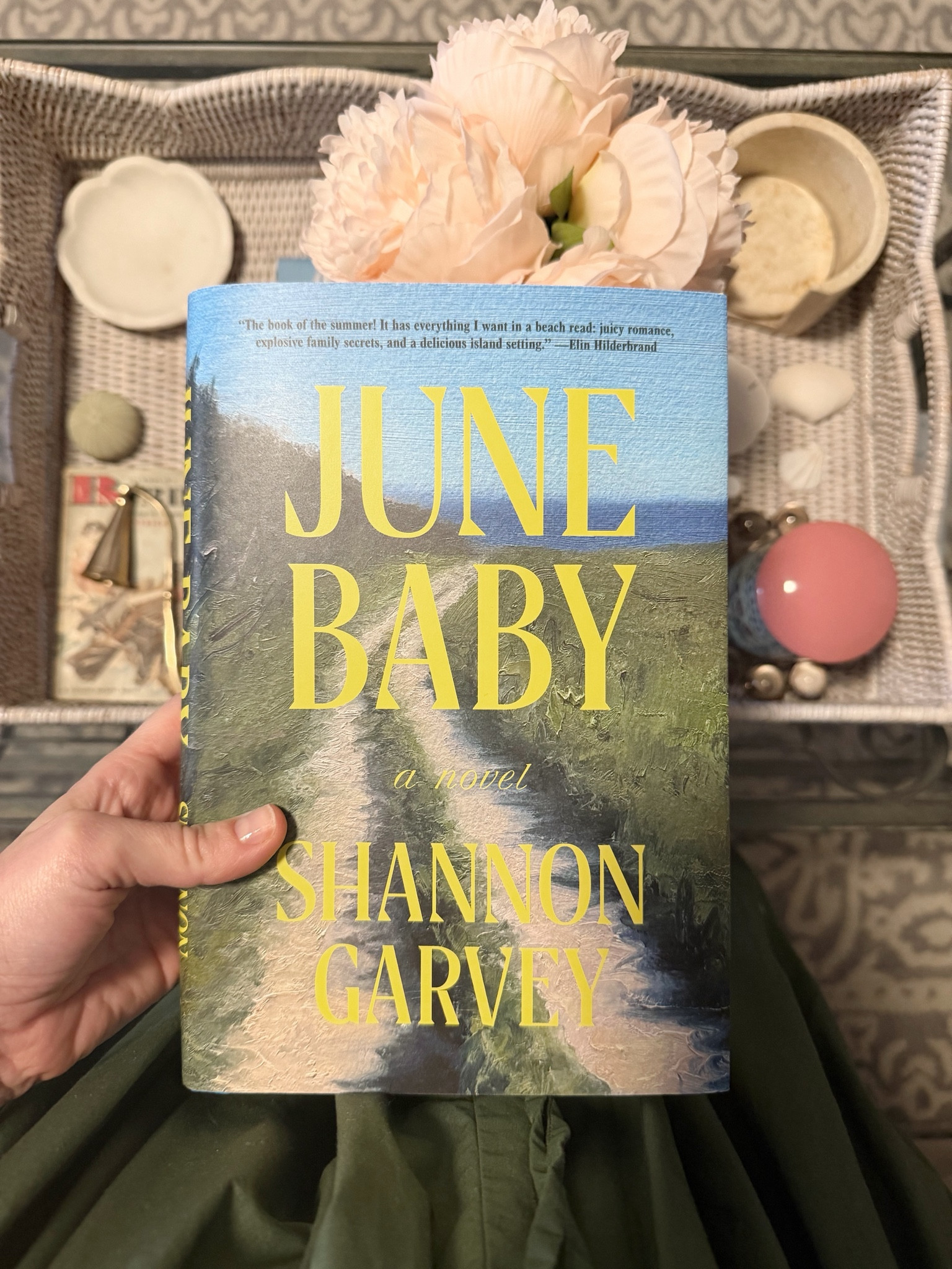 Book recommendation. Amazon finds  

#LTKHome #LTKstorytime #LTKmomlife