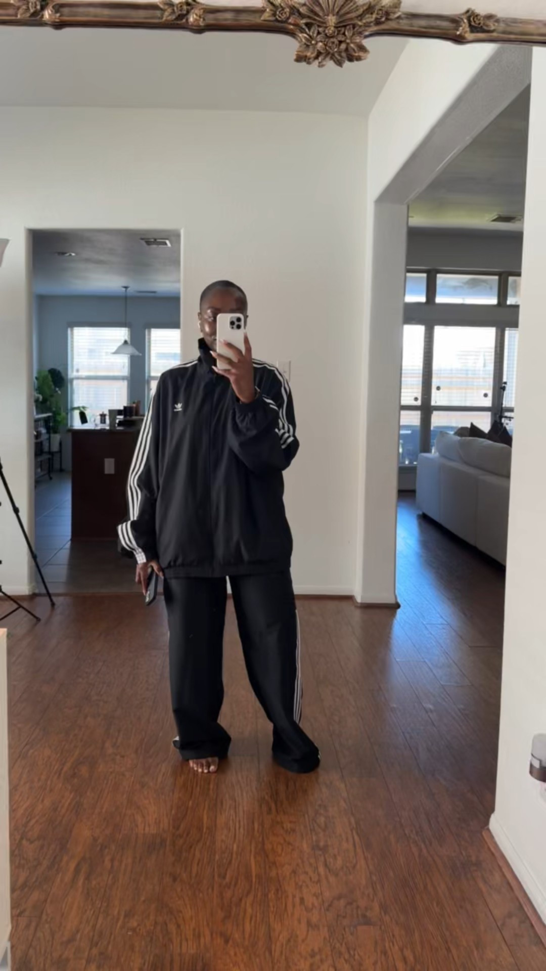 Wearing a Large in this Adidas Set.

#LTKootd