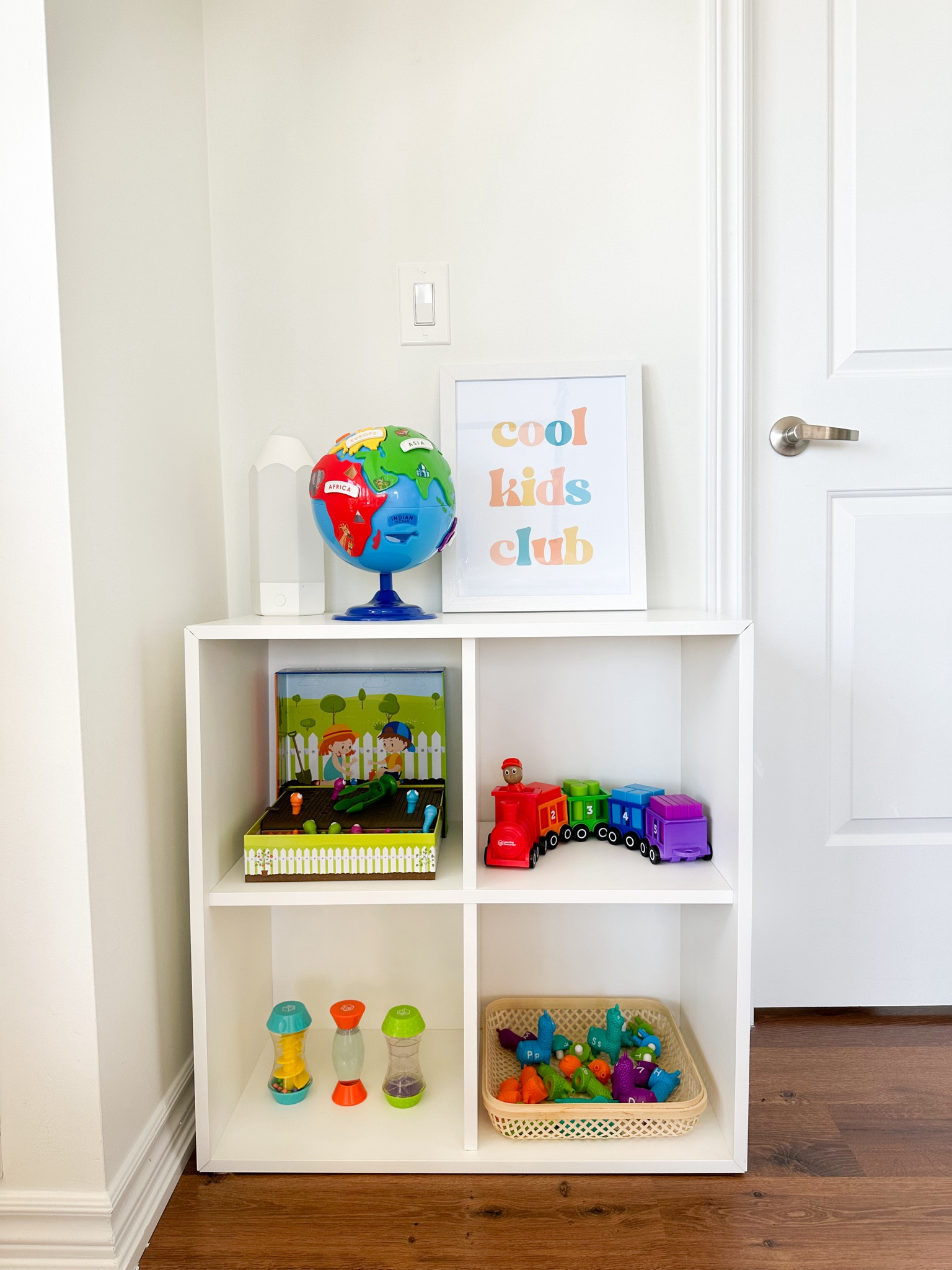 Weekly Toy Rotation featuring. Learning Resources 🌎

#toddler #toddlertoys #toyrotation #toddlerlearning #preschool #toys #earlylearning #playroom 

#LTKkids #LTKfamily #LTKbaby