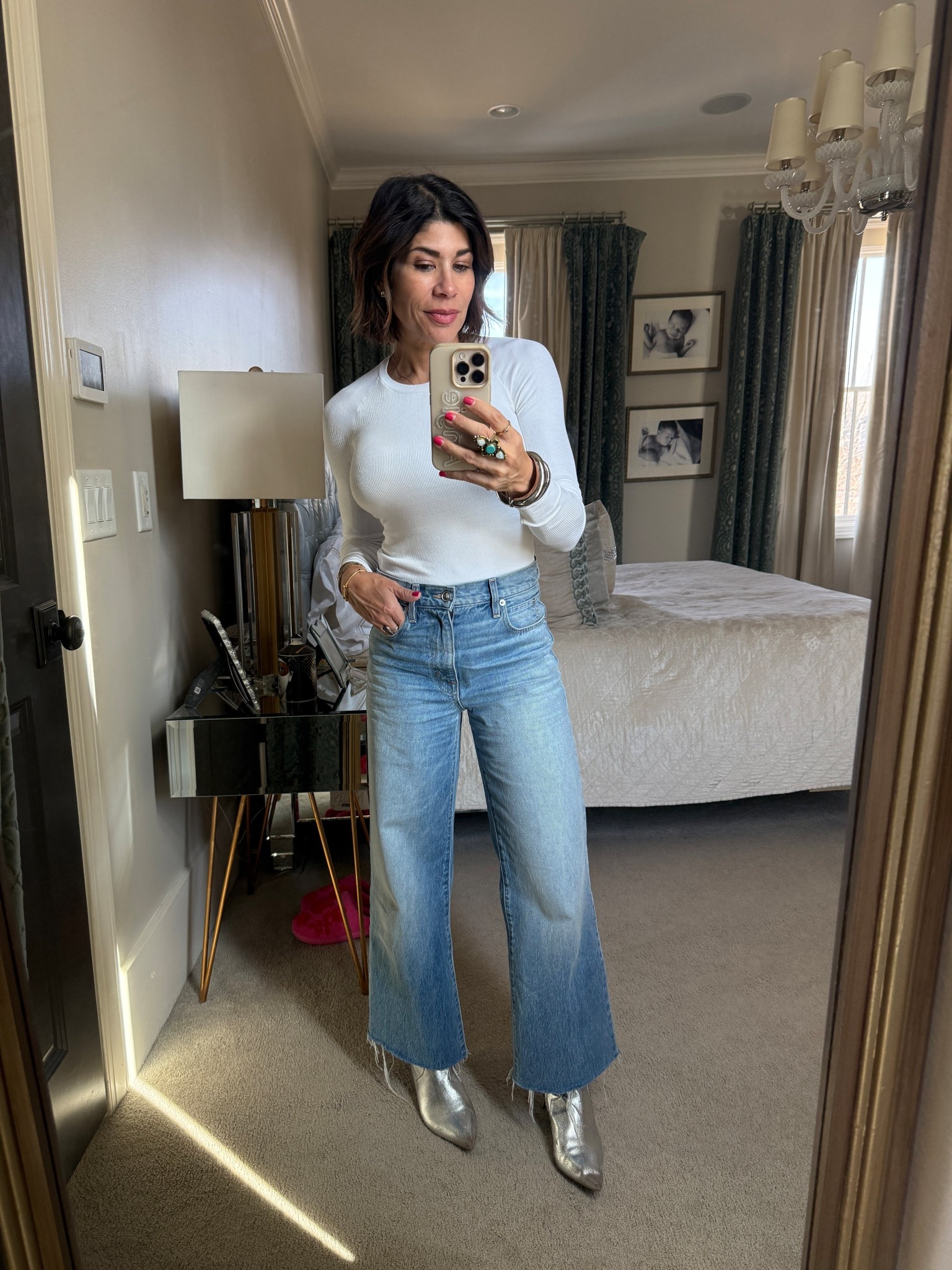 New fav pair of jeans. Been living in them 

#LTKOver40 #LTKWorkwear