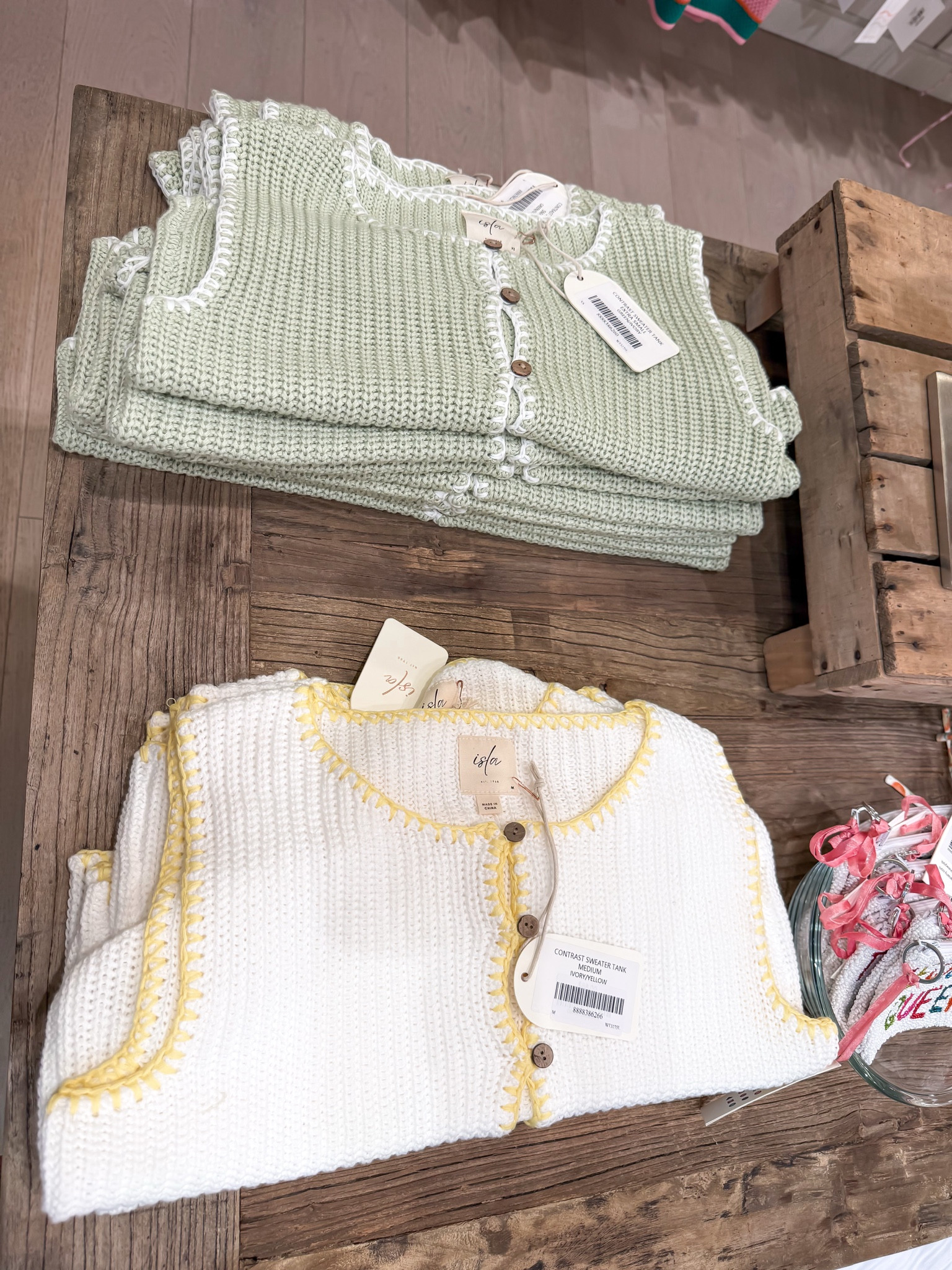 New colors in my crochet crop top
TTS