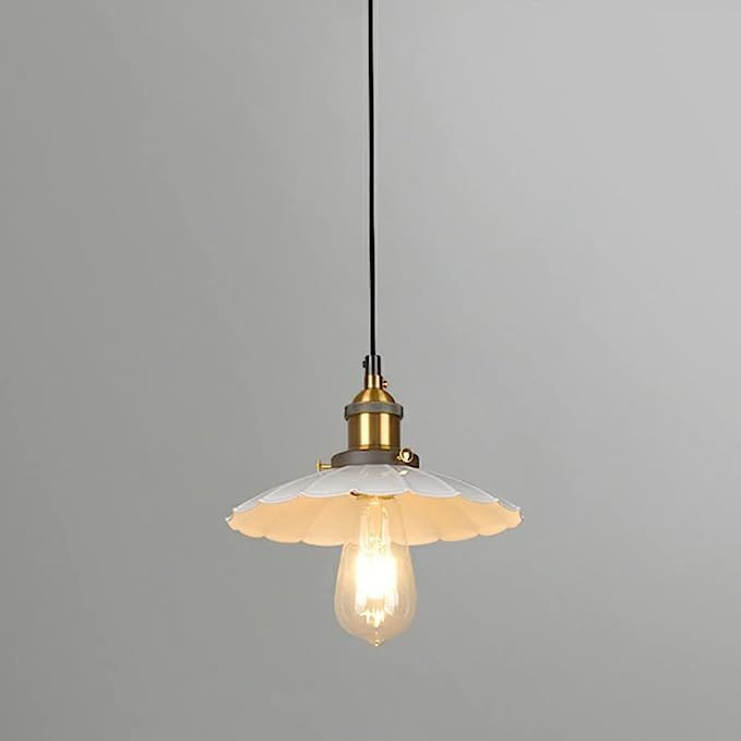 LAKIQ Scalloped Shade Single Pendant Light Vintage Rustic Dining Table Hanging Pendant Lamp Islan... | Amazon (US)