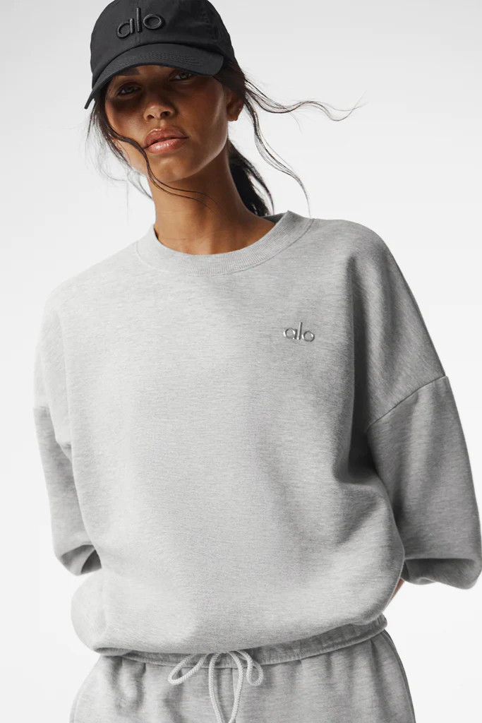 Accolade Crew Neck Pullover | Alo Yoga (US)