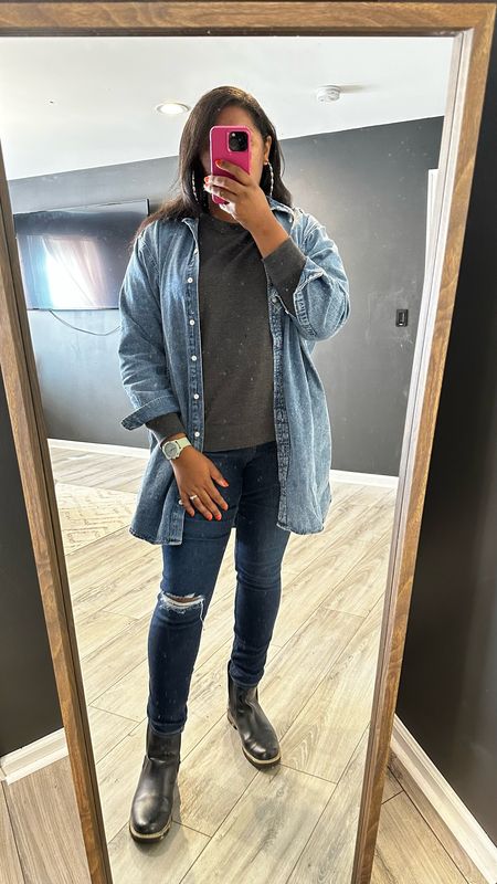 Cozying up this cute denim on denim outfit with a soft fleece sweatshirt that’s perfect for lounging in or dressing up! 

#LTKmidsize #LTKSeasonal #LTKstyletip