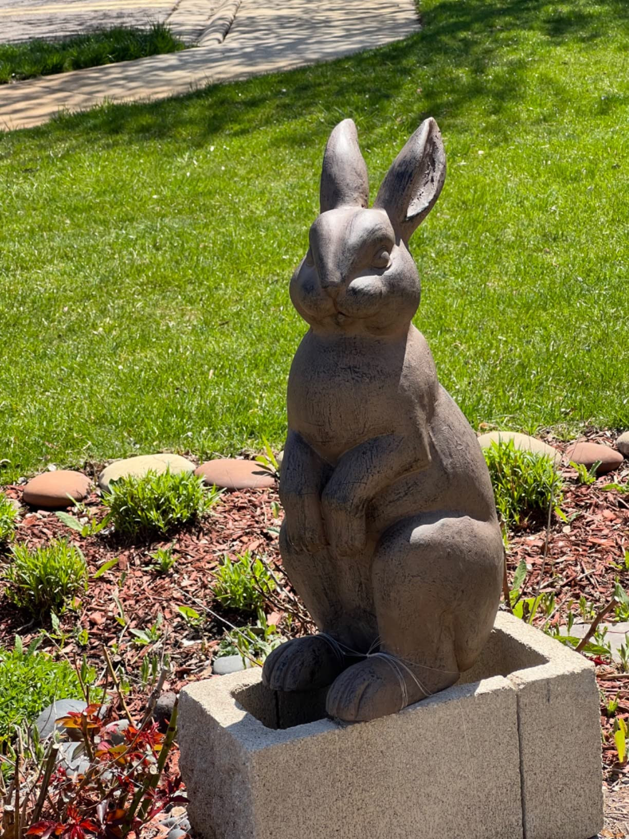 Glitzhome Rabbit Garden Statue Outdoor Standing Bunny Sculpture Lawn Decor, 22.75" H, White | Amazon (US)