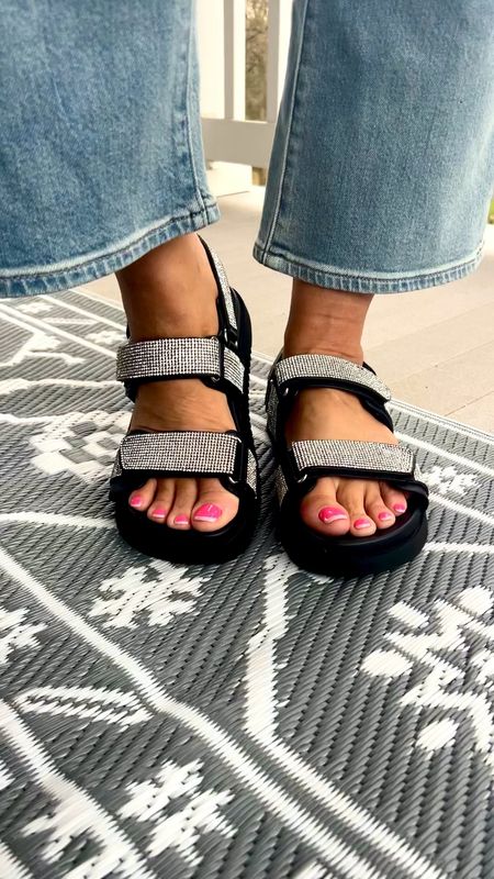 ✨PRODUCT INFO✨ 
⏺ Sparkle Velcro Chunky Nature Sandals 
⏺ TTS 
⏺ Walmart •• Madden NYC

📍Say hi on YouTube•Tiktok•Instagram ✨Jen the Realfluencer✨ for all things midsize-curvy fashion!

👋🏼 Thanks for stopping by, I’m excited we get to shop together!

🛍 🛒 HAPPY SHOPPING! 🤩 

#walmart #walmartfashion #walmartstyle walmart finds, walmart outfit, walmart look  #spring #springstyle #springoutfit #springoutfitidea #springoutfitinspo #springoutfitinspiration #springlook #springfashion #springtops #springshirts #springsweater #travel #vacation #vacay #tropical #resort #outfit #inspiration Travel outfit, vacation outfit, travel ootd, vacation ootd, resort outfit, resort ootd, travel style, vacation style, resort style, vacay style, travel fashion, vacay fashion, vacation fashion, resort fashion, travel outfit idea, travel outfit ideas, vacation outfit idea, vacation outfit ideas, resort outfit idea, resort outfit ideas, vacay outfit idea, vacay outfit ideas #edgy #style #fashion #edgystyle #edgyfashion #edgylook #edgyoutfit #edgyoutfitinspo #edgyoutfitinspiration #edgystylelook  #black #blacklook #blackoutfit #outfitwithblack #lookswithblack #blackoutfitinspo #blackoutfitinspiration #looksfeaturingblack 
#summer #summerstyle #summeroutfit #sunmeroutfitidea #summeroutfitinspo #summeroutfitinspiration #summerlook #spring #springstyle #springoutfit #springoutfitidea #springoutfitinspo #springoutfitinspiration #springlook #springfashion #springshoes #springsandals #springpick #summer #sunmerstyle #summeroutfit #summeroutfitidea #summeroutfitinspo #summeroutfitinspiration #summerlook #summerpick #summerfashion #summershoes #summersandals #under20 #under30 #under40 #under50 #under60 #under75 #under100 #affordable #budget #inexpensive #budgetfashion #affordablefashion #budgetstyle #affordablestyle #curvy #midsize #size14 #size16 #size12 #curve #curves #withcurves #medium #large #extralarge #xl  


#LTKVideo #LTKfindsunder50 #LTKshoecrush